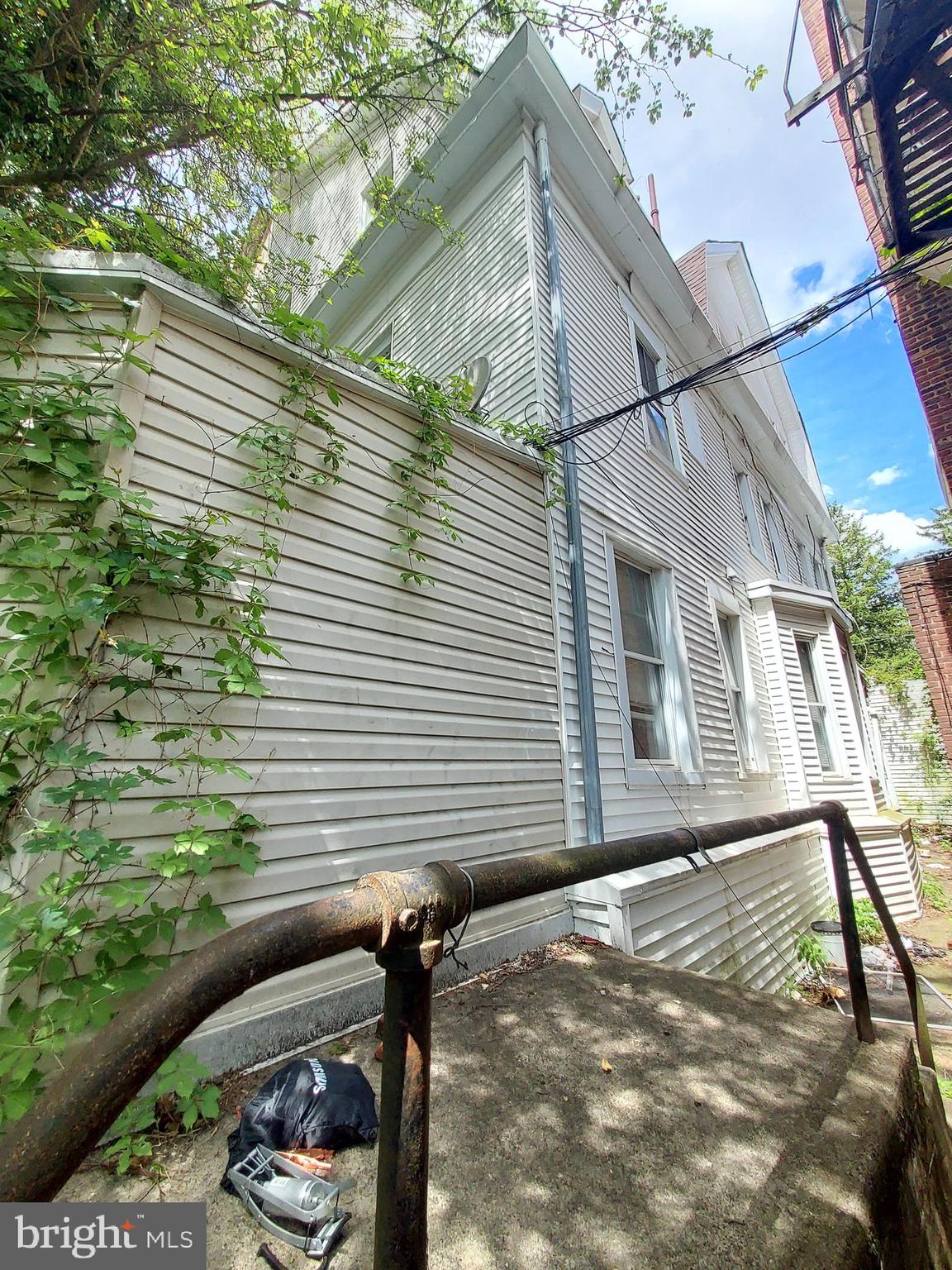 GERMANTOWN (WEST) - Residential Income