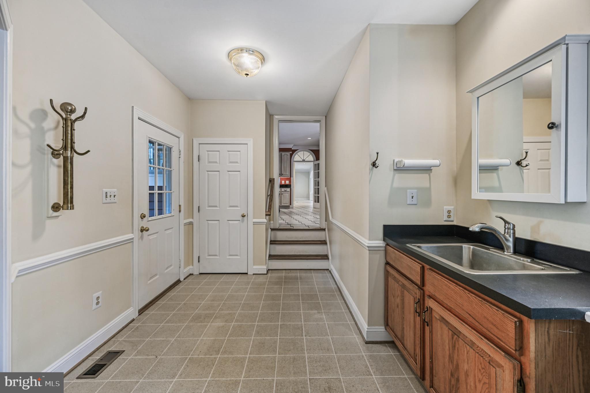 COVENANT COVE - Residential