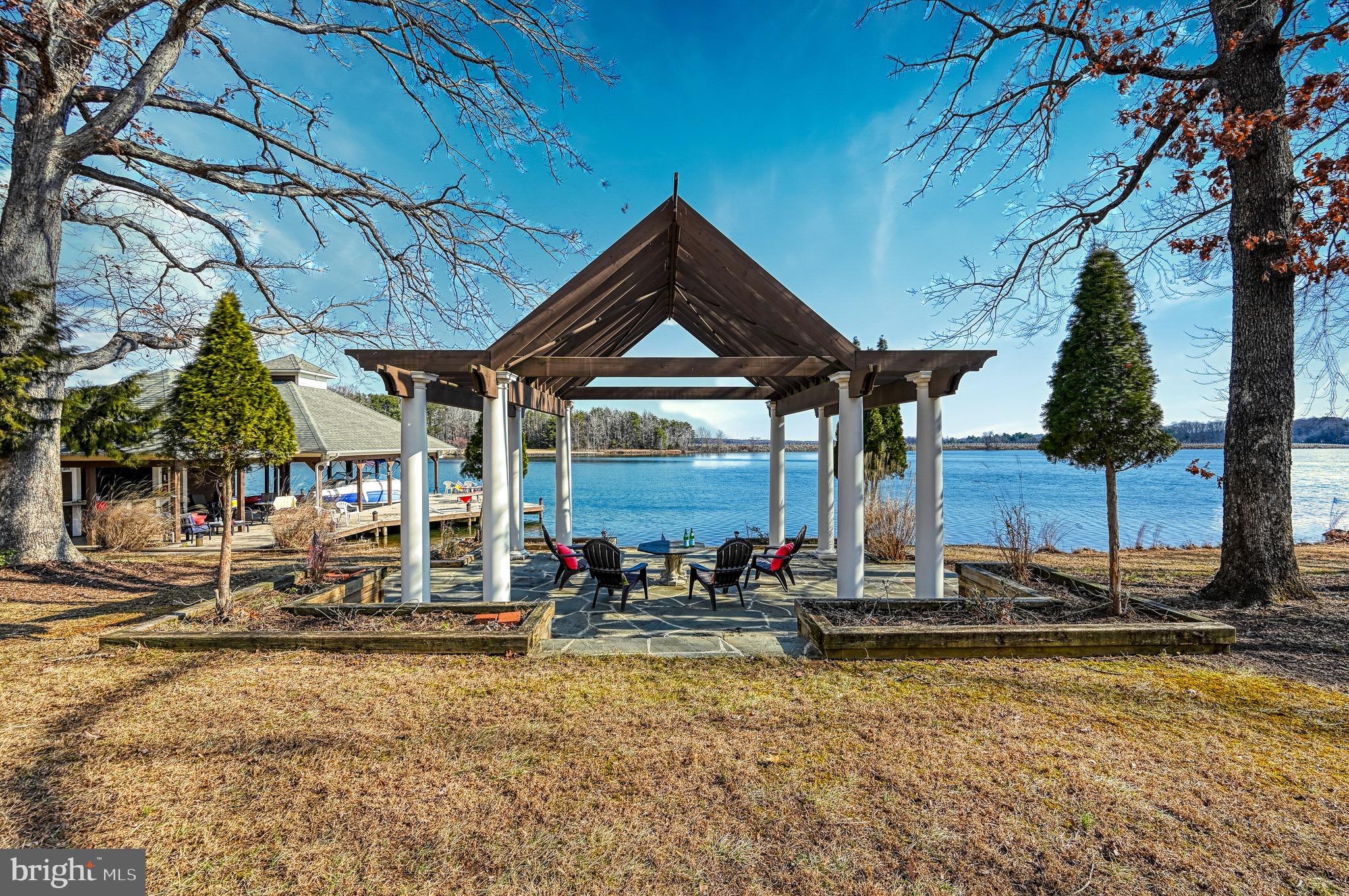 COVENANT COVE - Residential