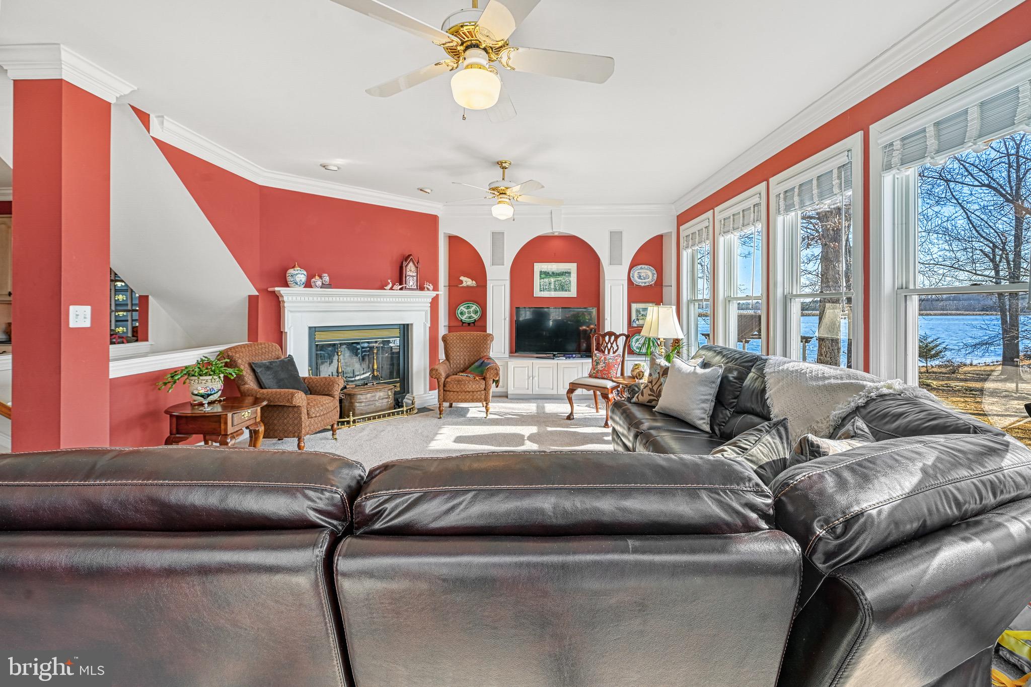 COVENANT COVE - Residential