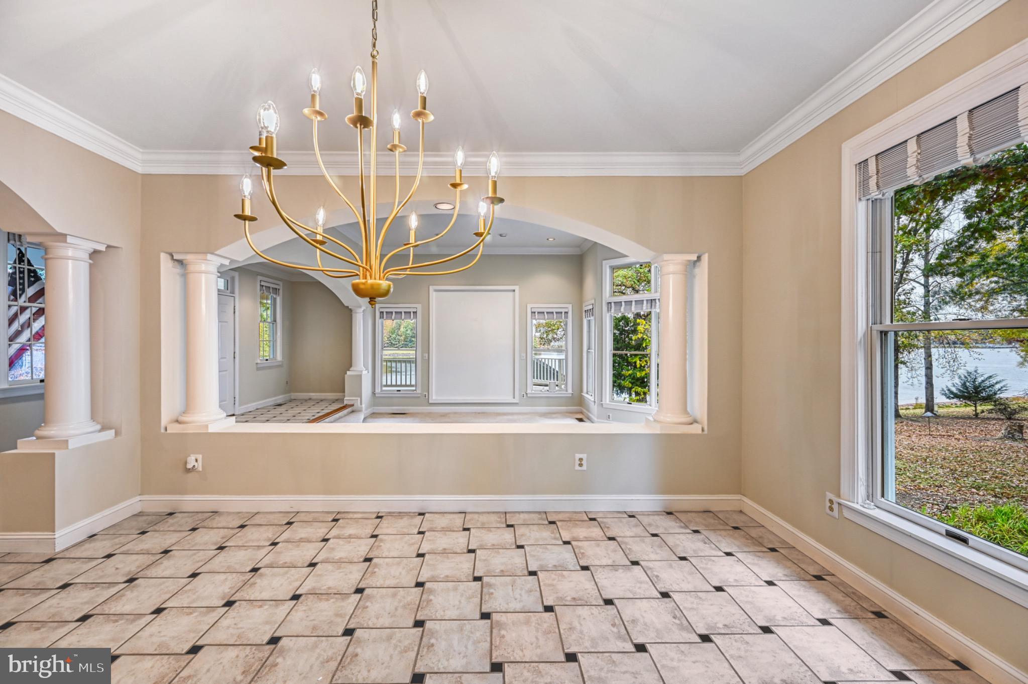 COVENANT COVE - Residential