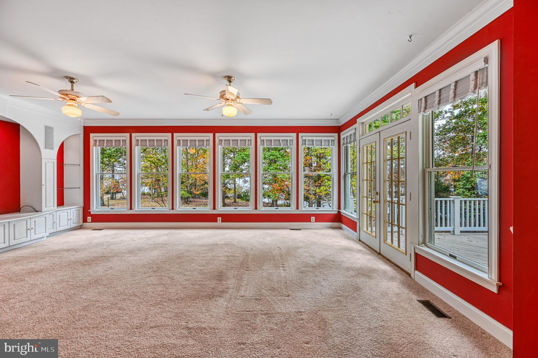 COVENANT COVE - Residential