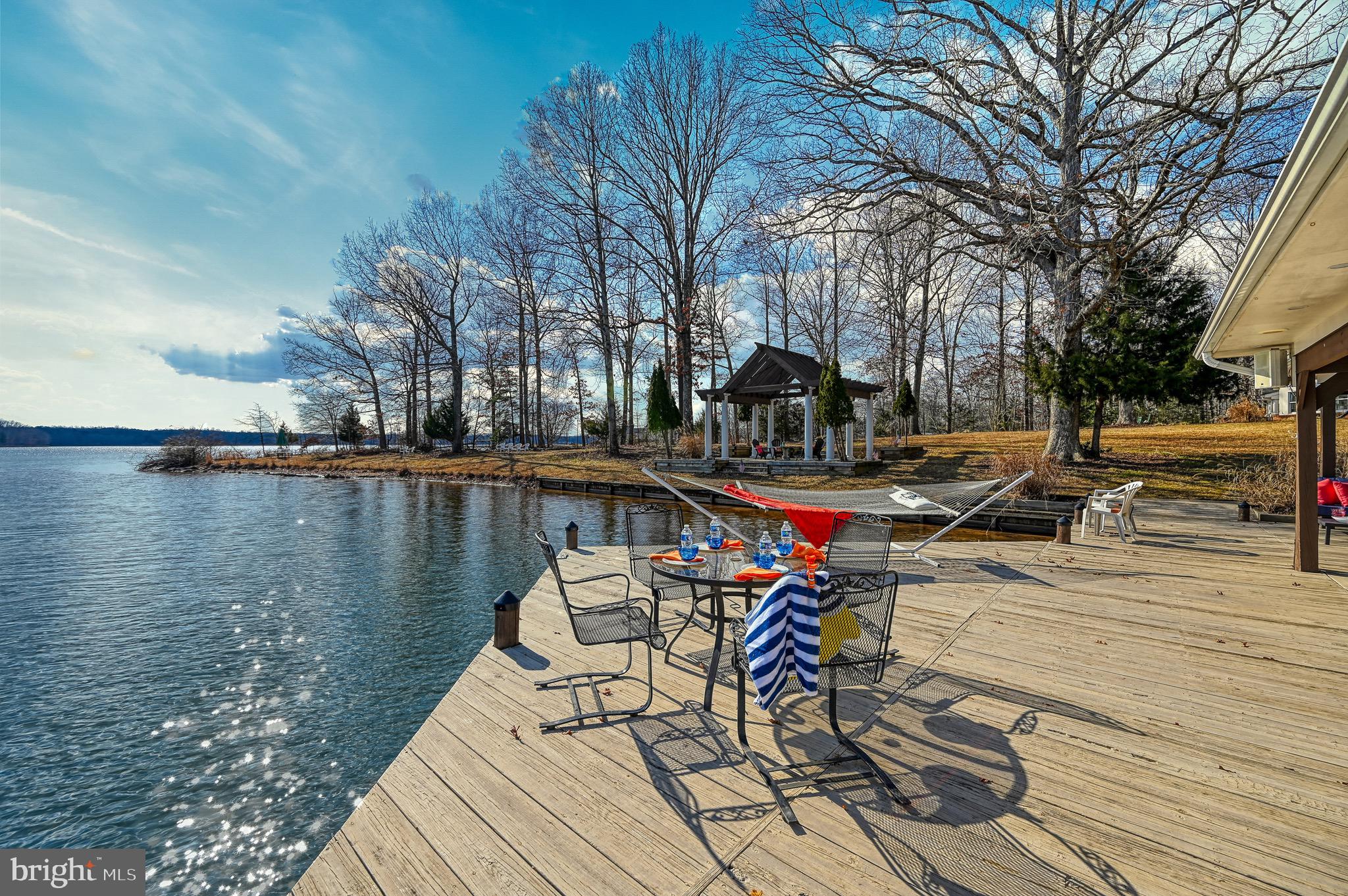 COVENANT COVE - Residential