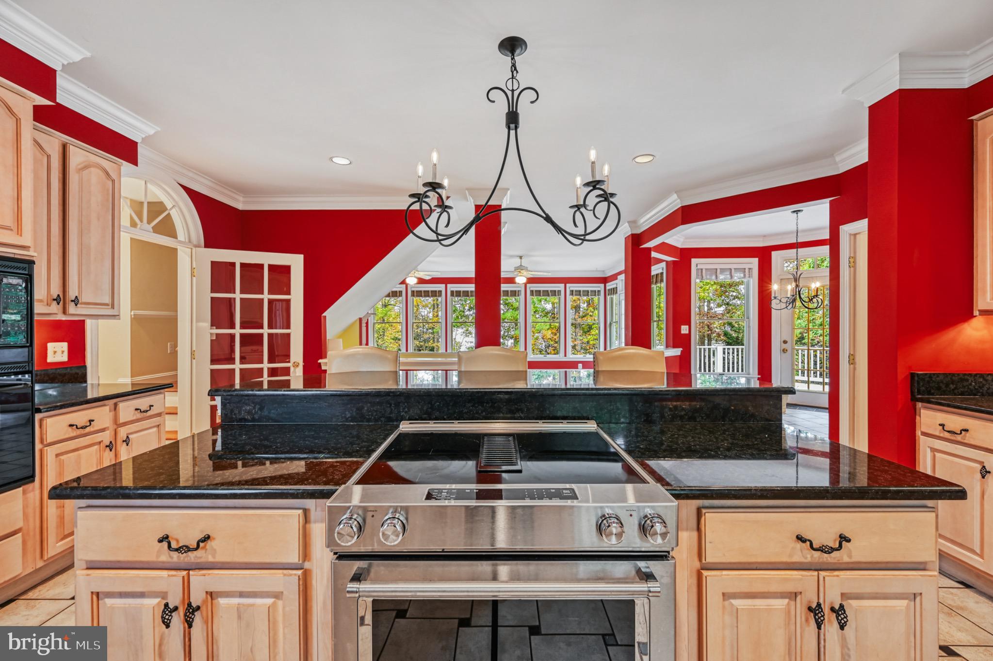 COVENANT COVE - Residential