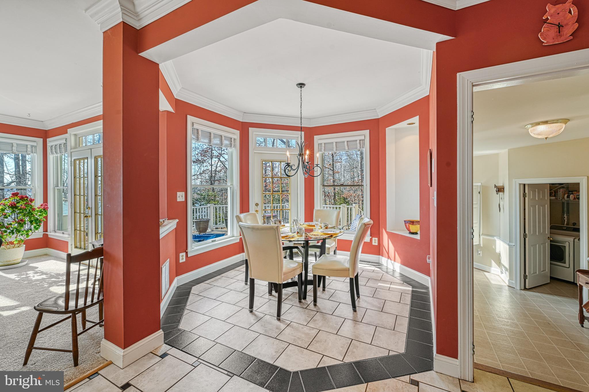 COVENANT COVE - Residential