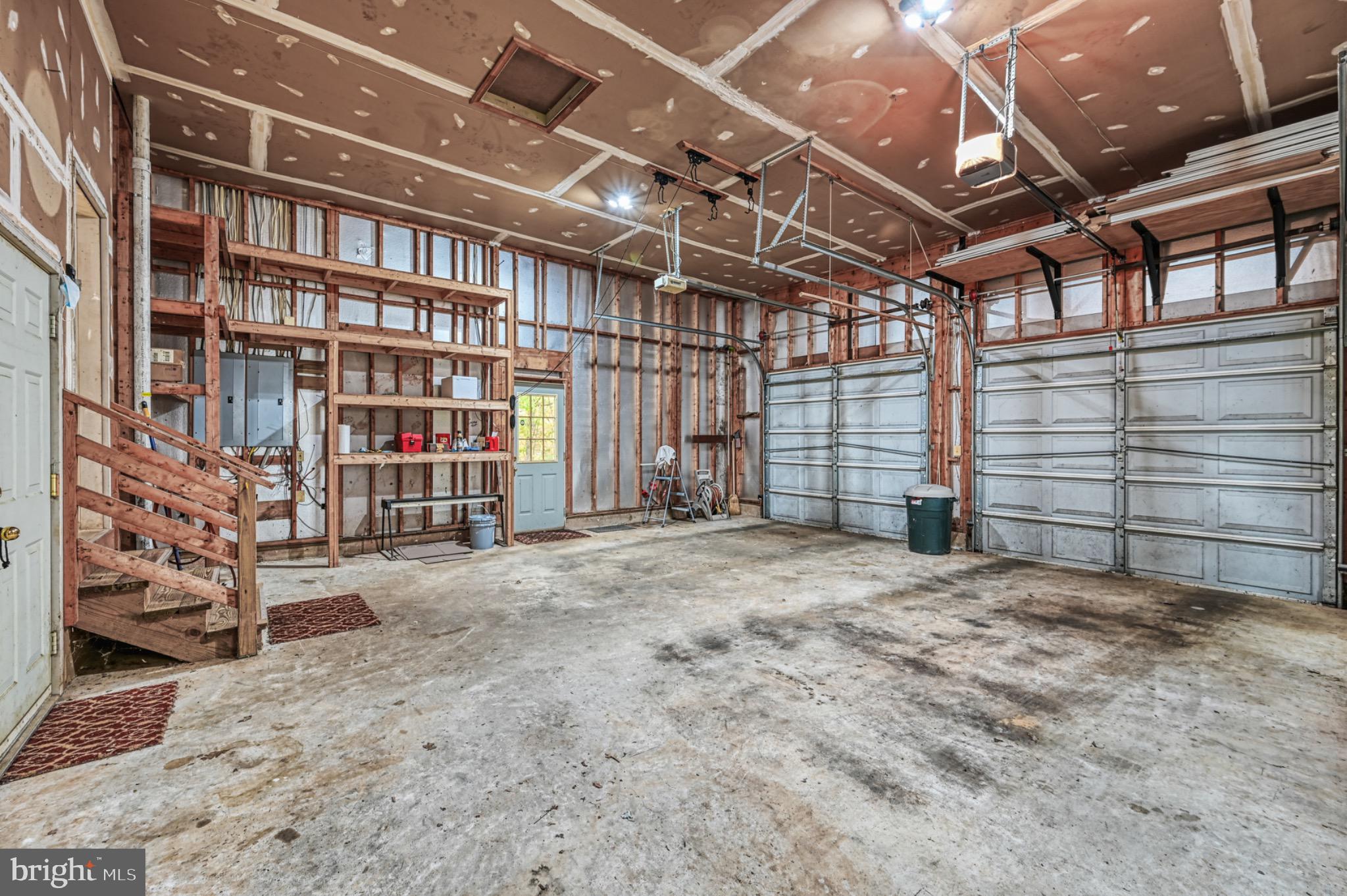 COVENANT COVE - Residential