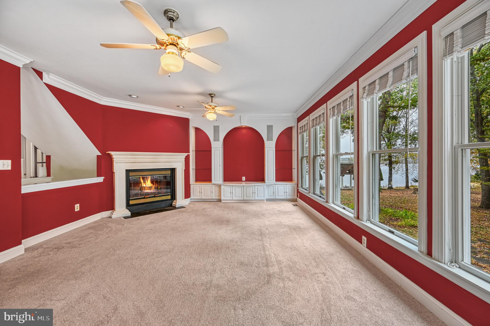 COVENANT COVE - Residential