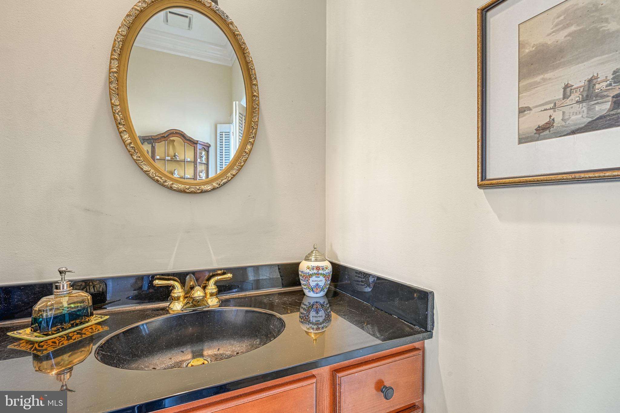 COVENANT COVE - Residential