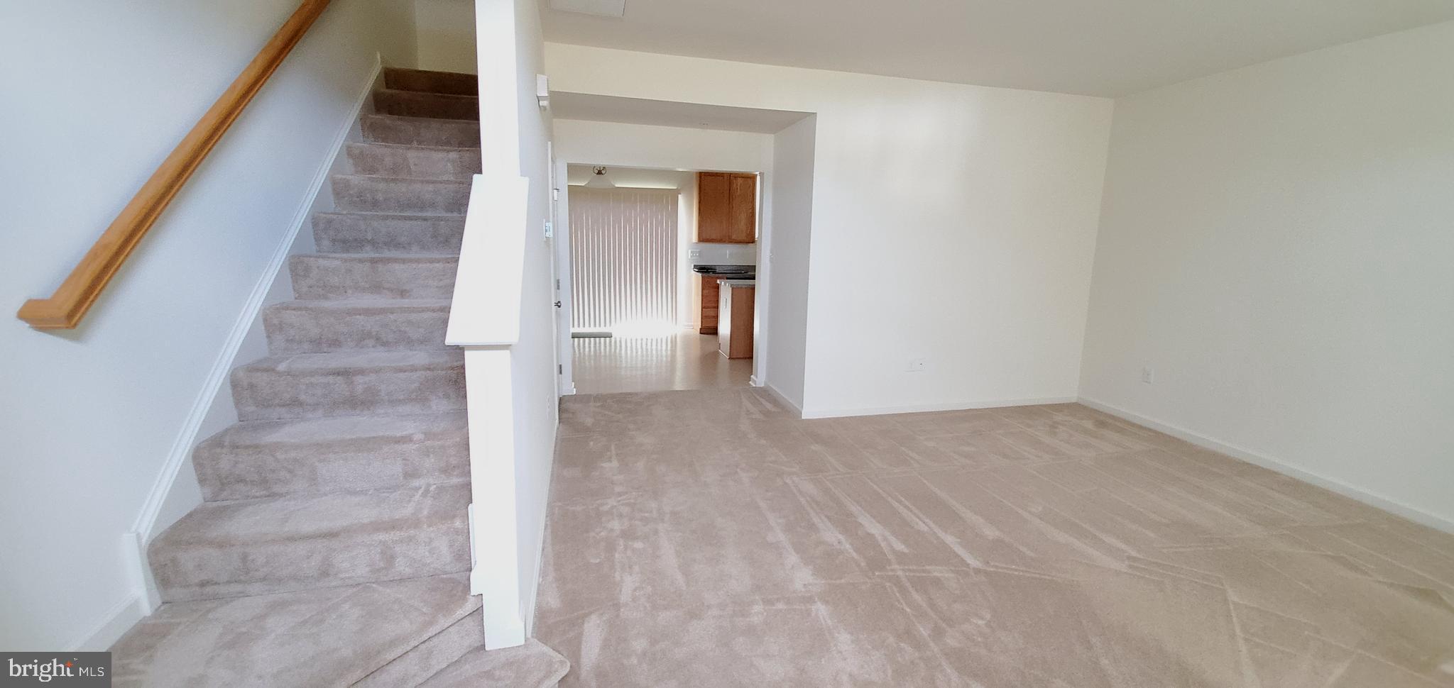 CEDAR COMMONS - Residential Lease