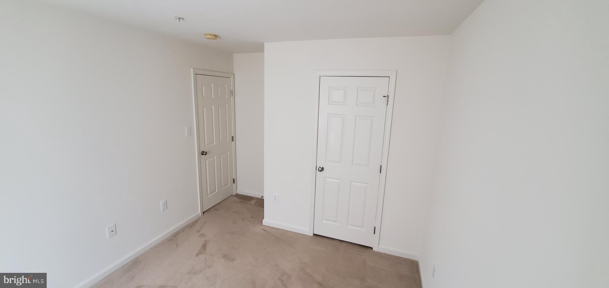 CEDAR COMMONS - Residential Lease