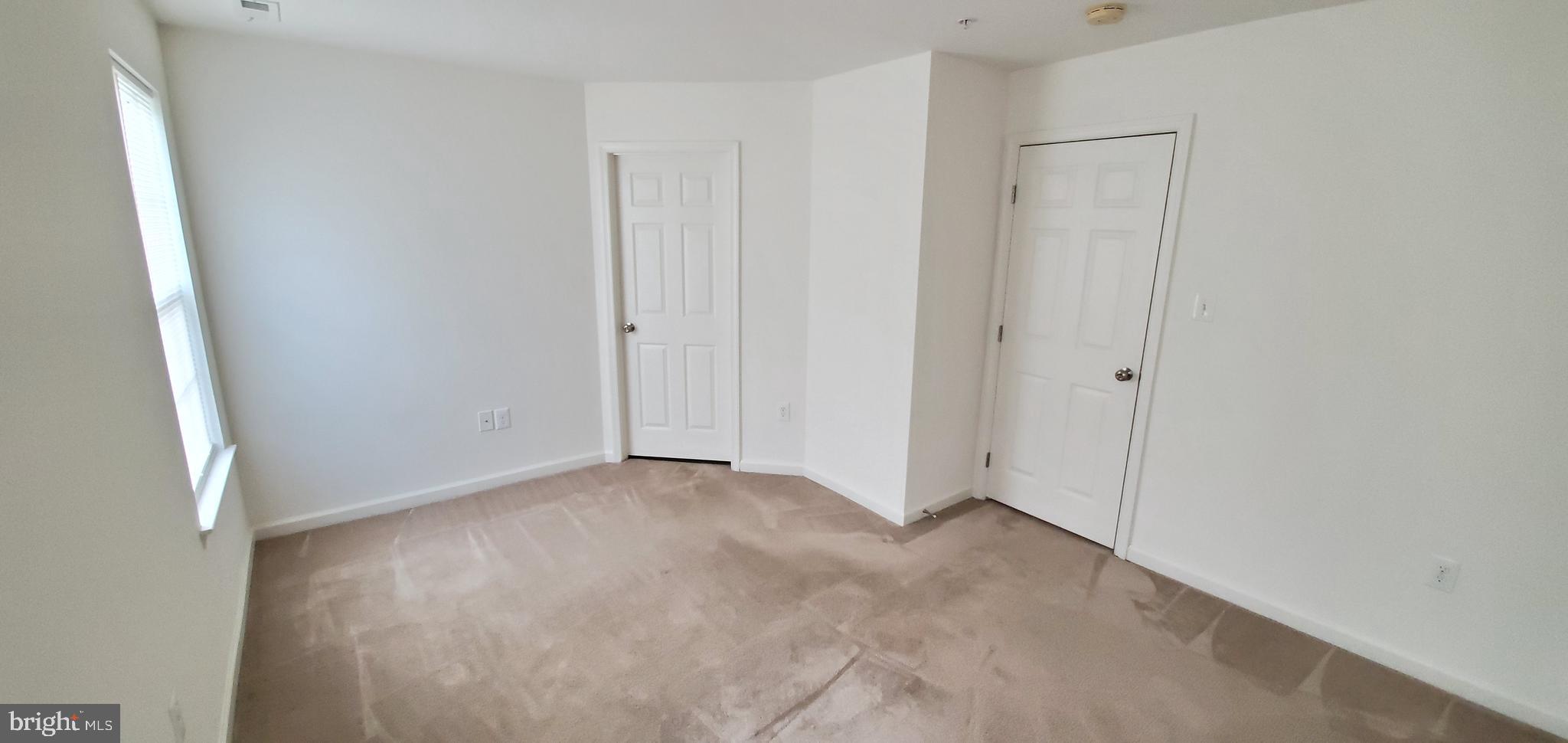 CEDAR COMMONS - Residential Lease