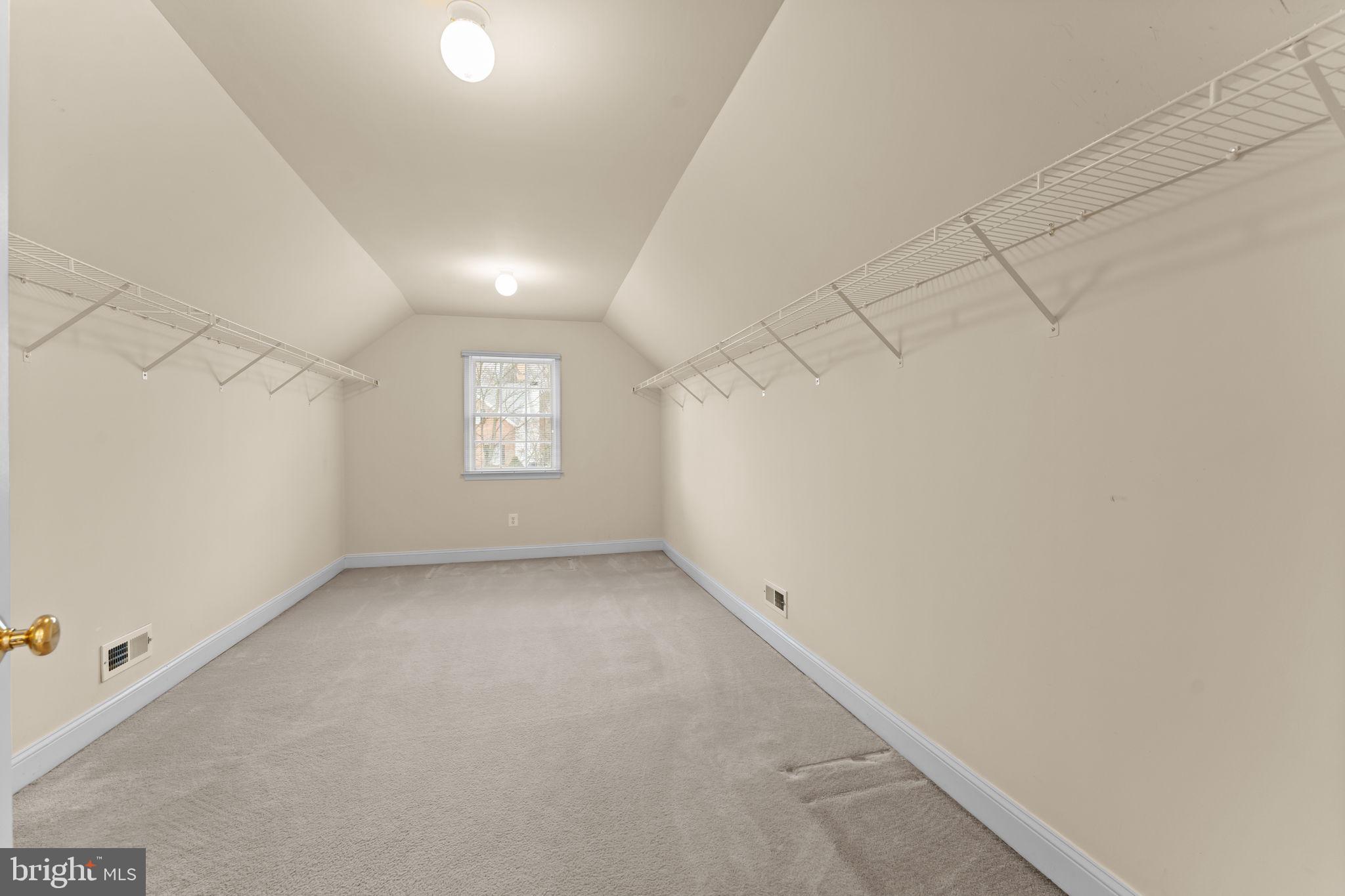 VALLEY FORGE WOODS - Residential