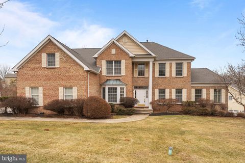 Photo of 325 Shelbourne Lane, PHOENIXVILLE, PA 19460 (MLS # PACT2117980)