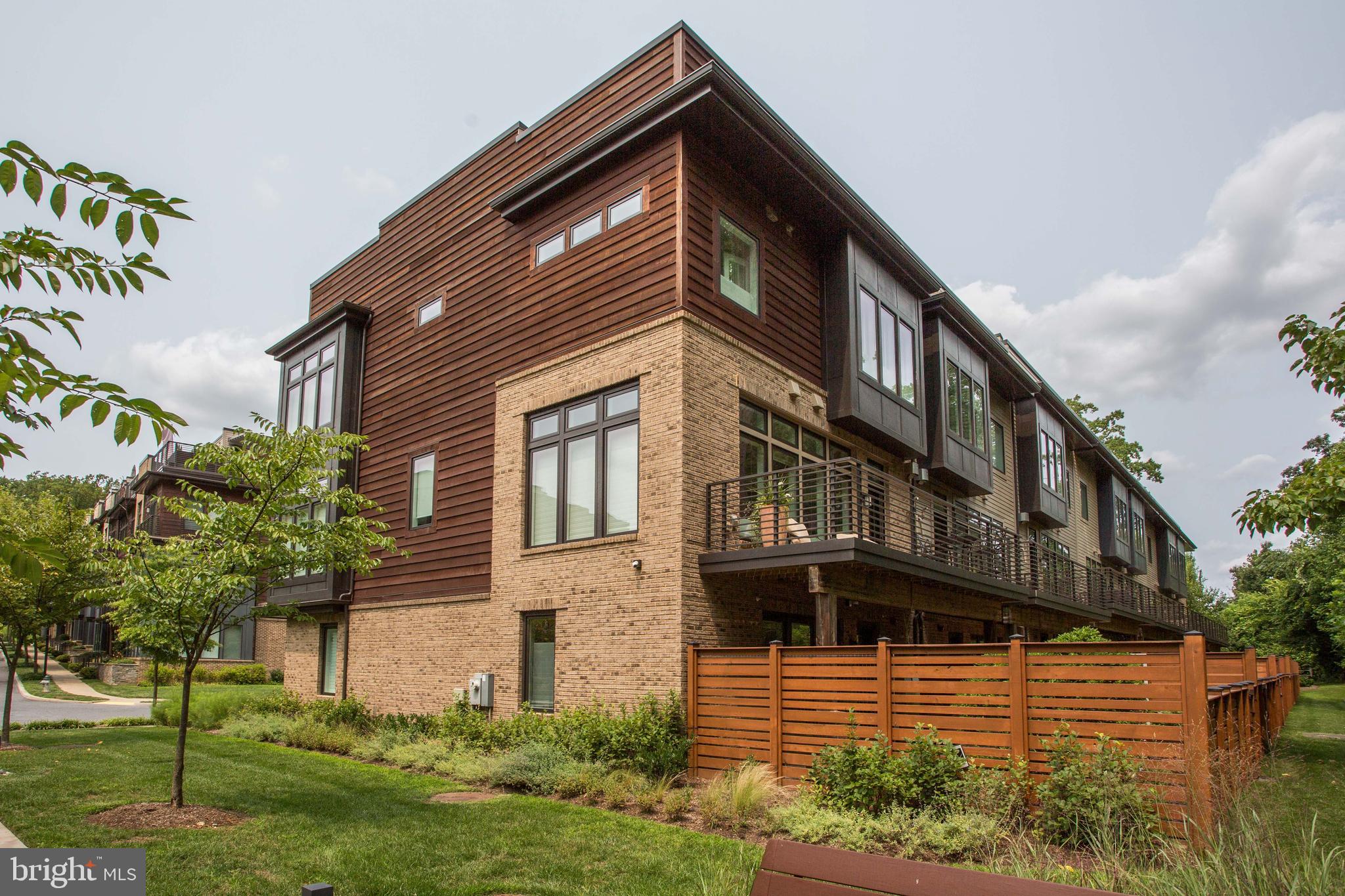 GROSVENOR HEIGHTS - Residential