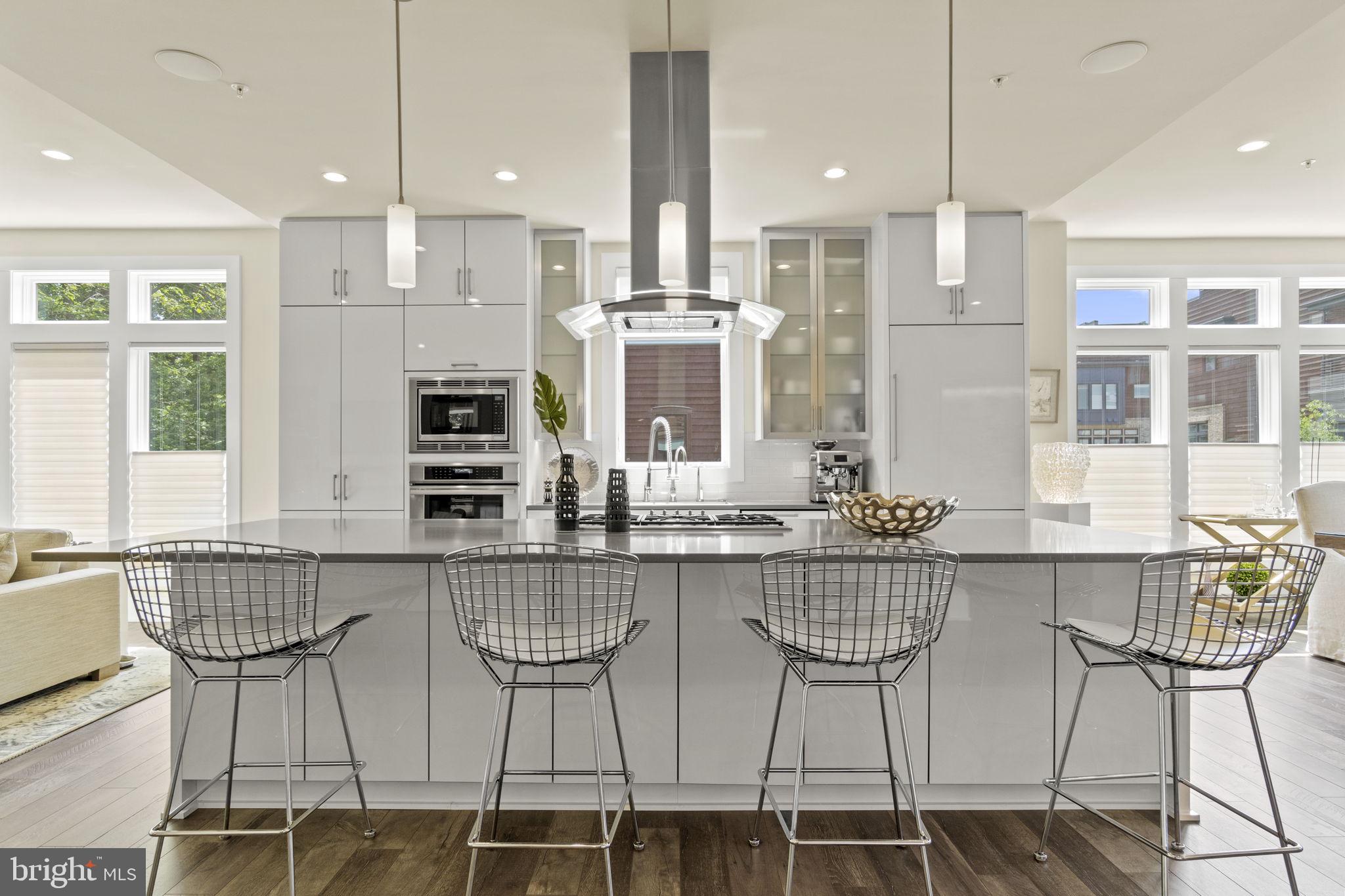 GROSVENOR HEIGHTS - Residential