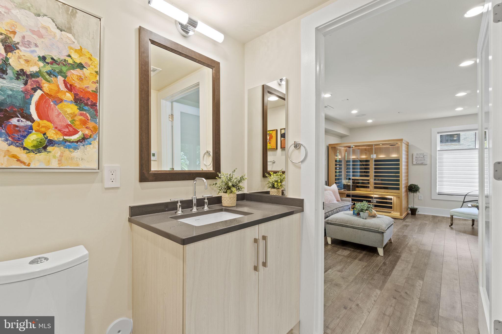 GROSVENOR HEIGHTS - Residential