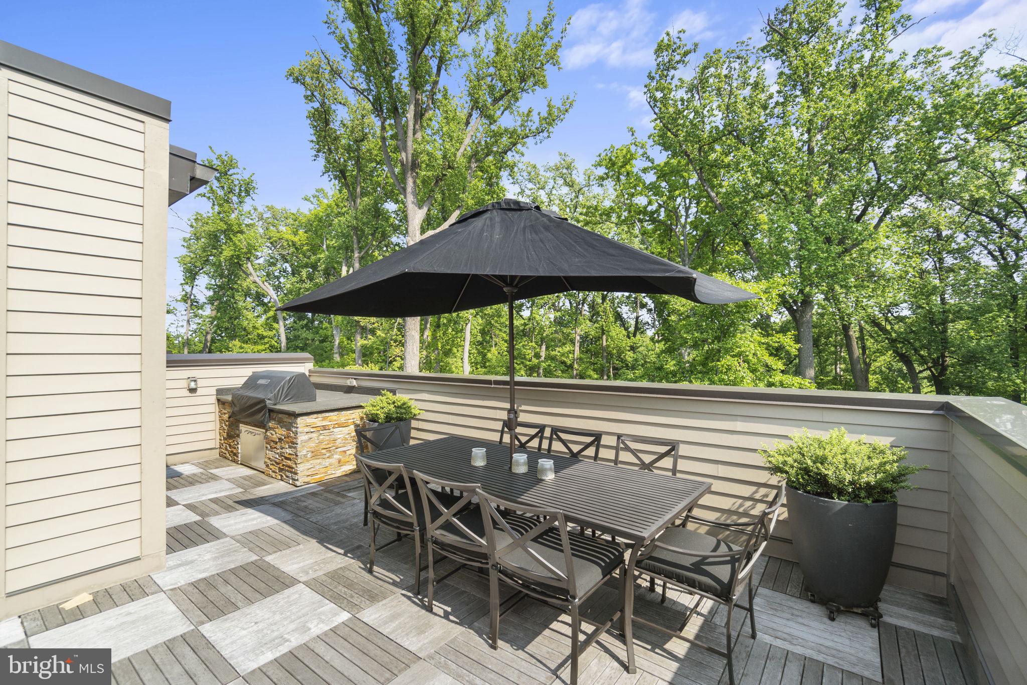 GROSVENOR HEIGHTS - Residential