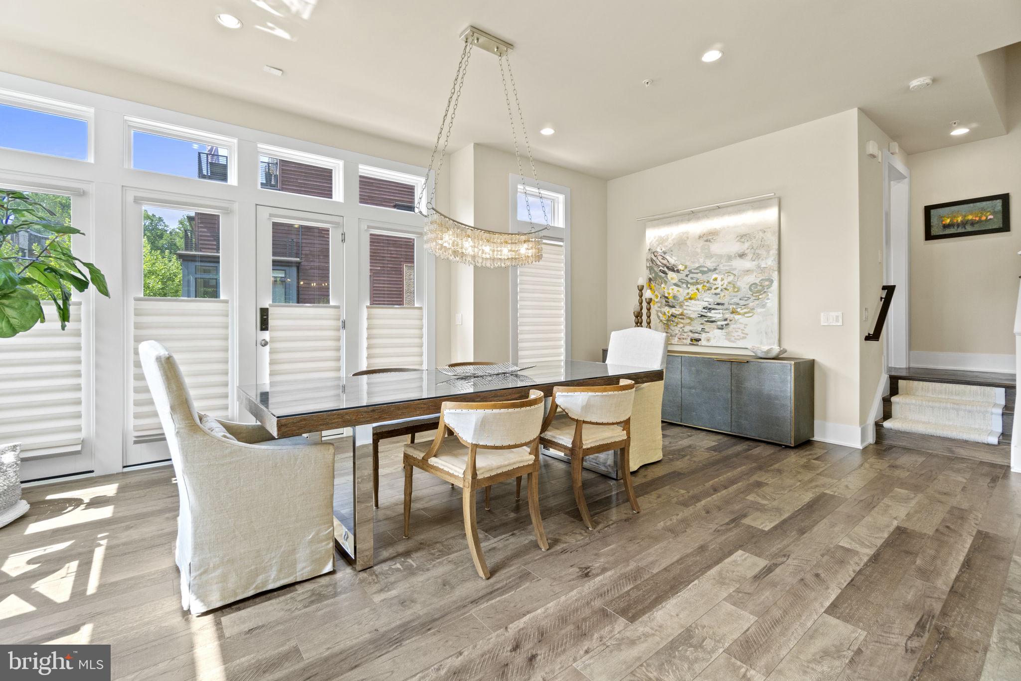 GROSVENOR HEIGHTS - Residential