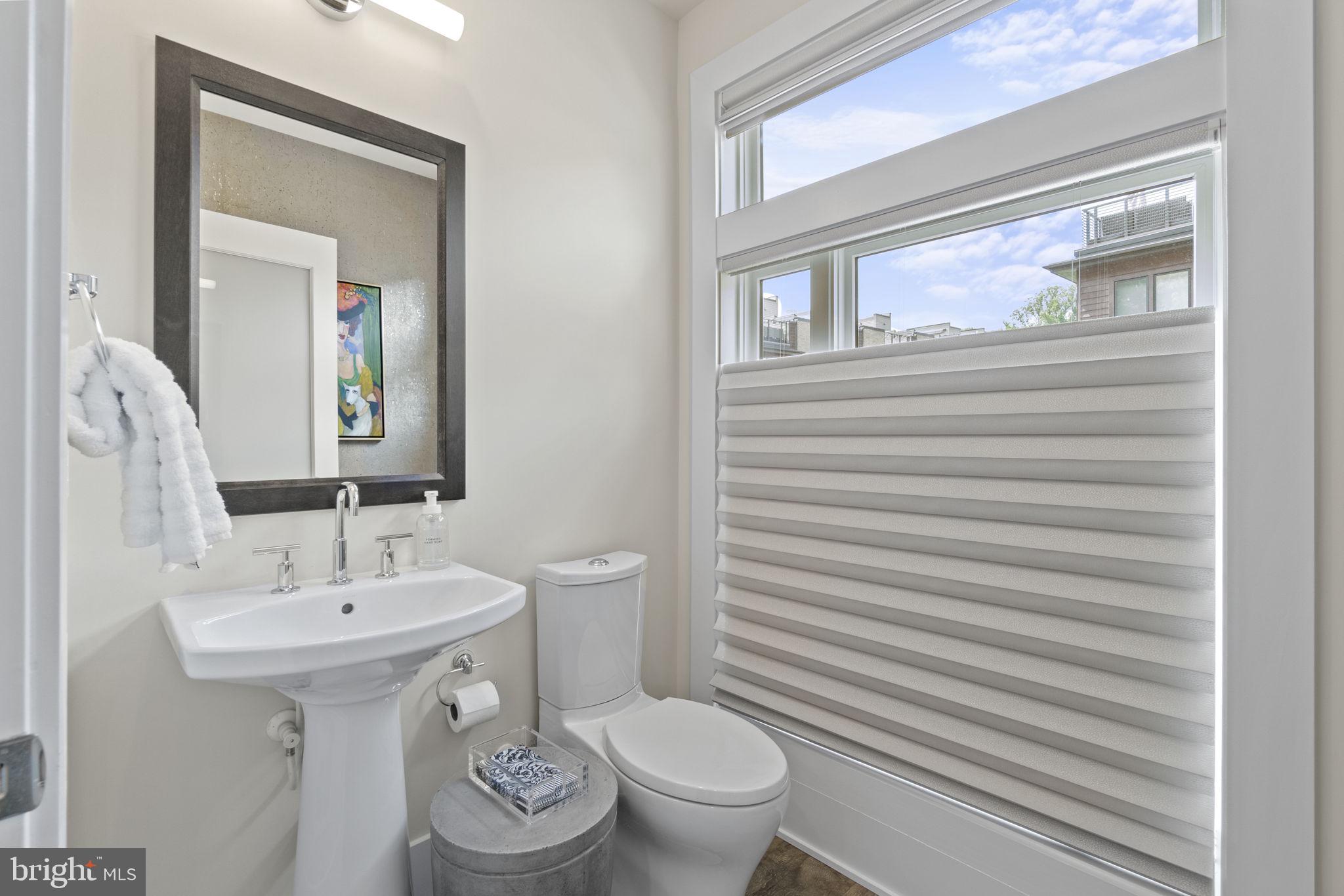 GROSVENOR HEIGHTS - Residential