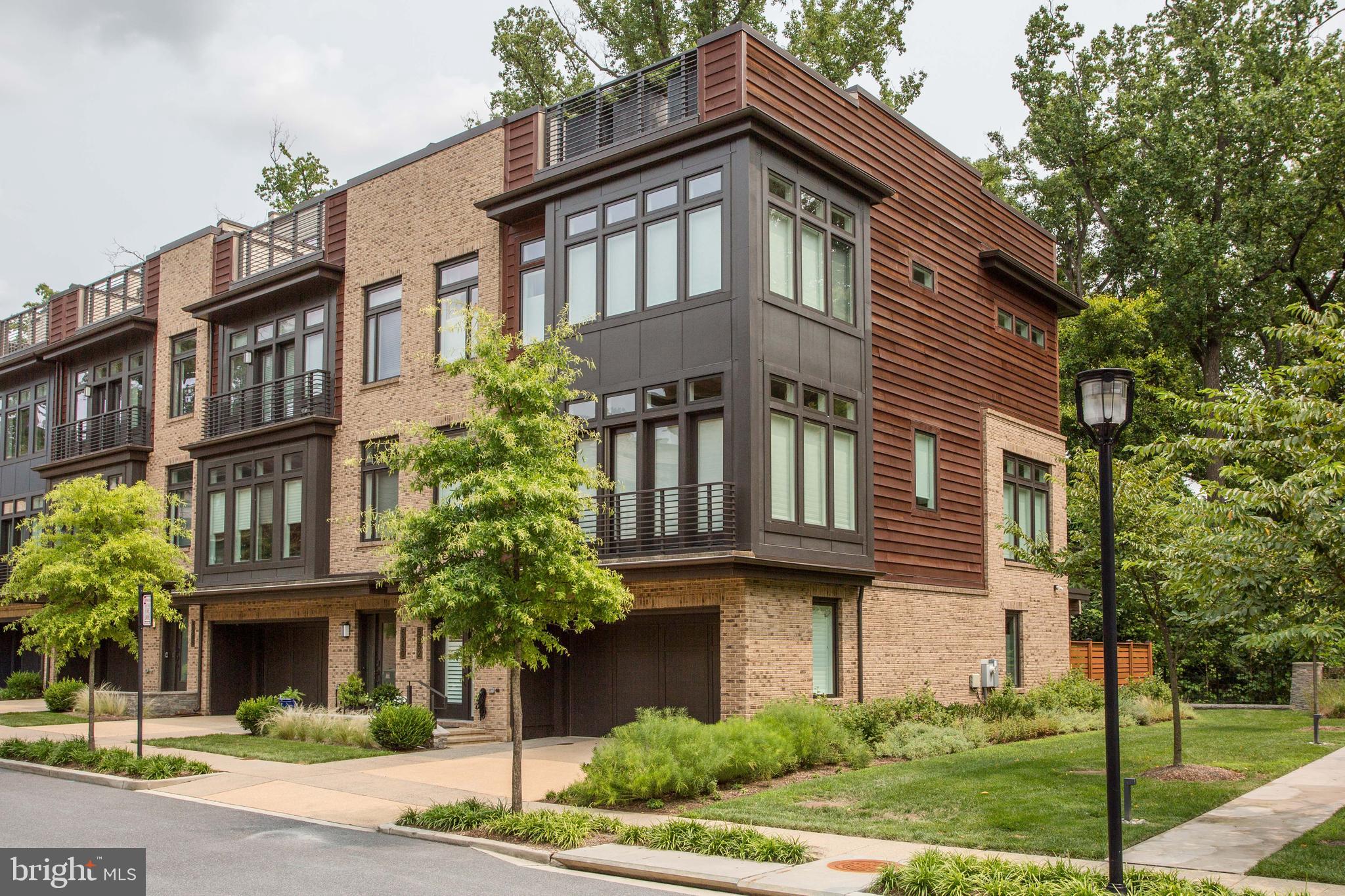 GROSVENOR HEIGHTS - Residential