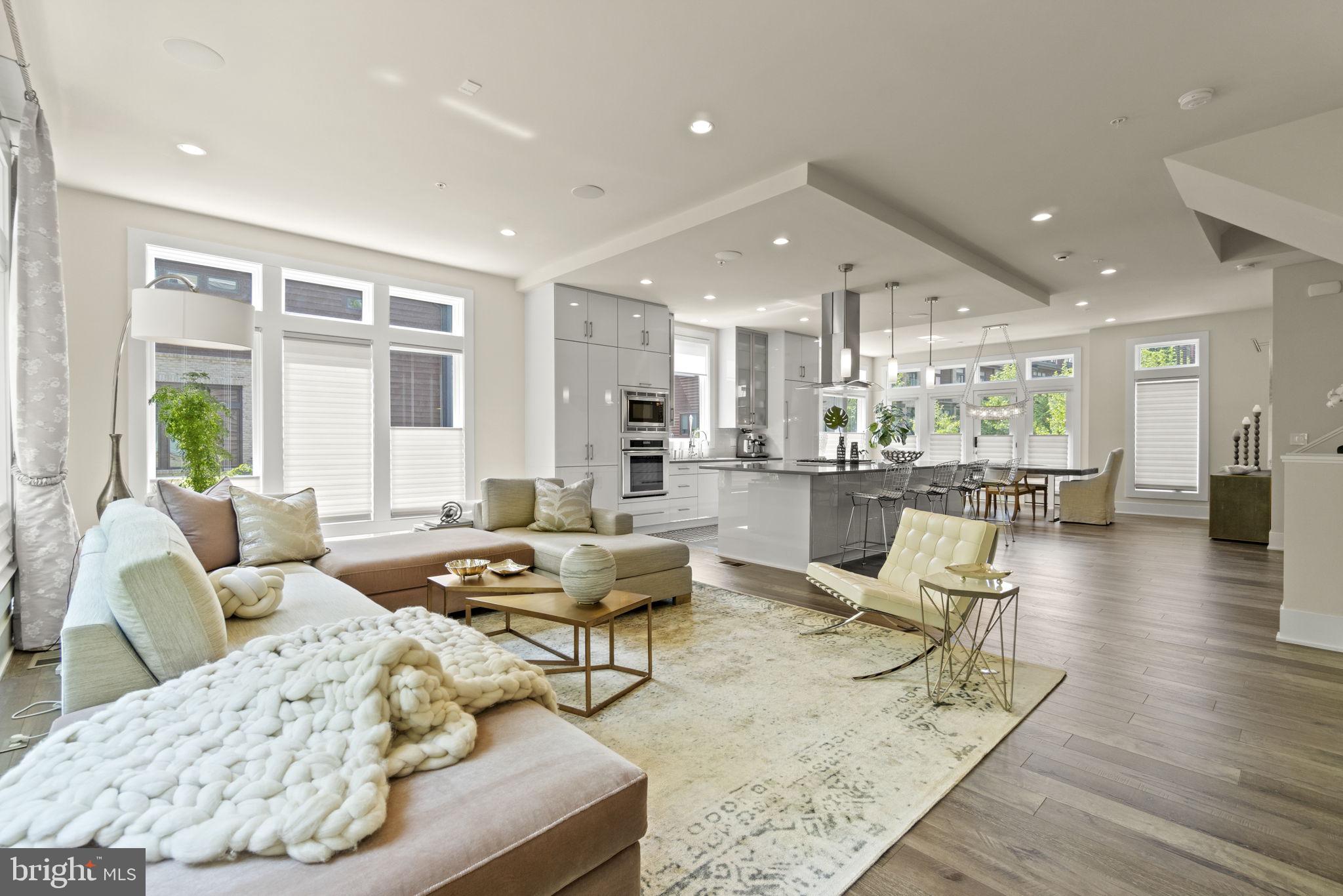 GROSVENOR HEIGHTS - Residential