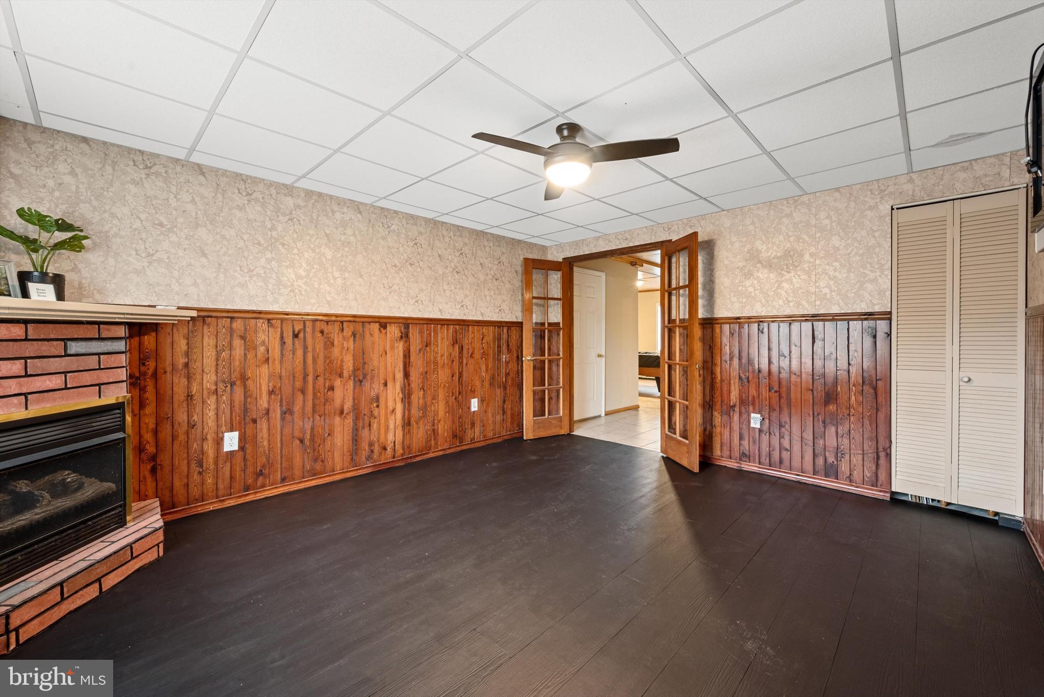 HOMESTEAD ACRES - Residential