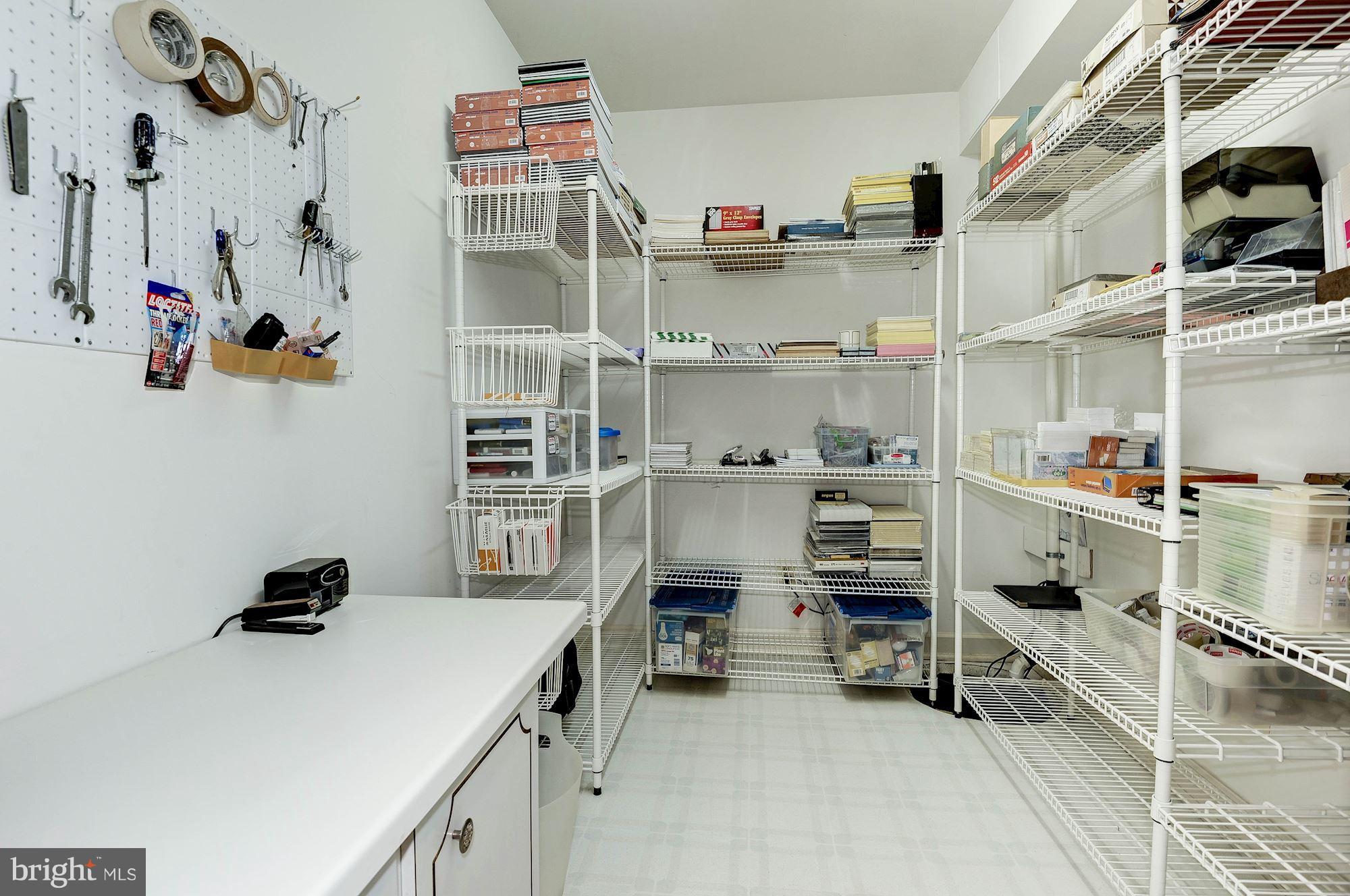 WOODLAND LAKE - Residential