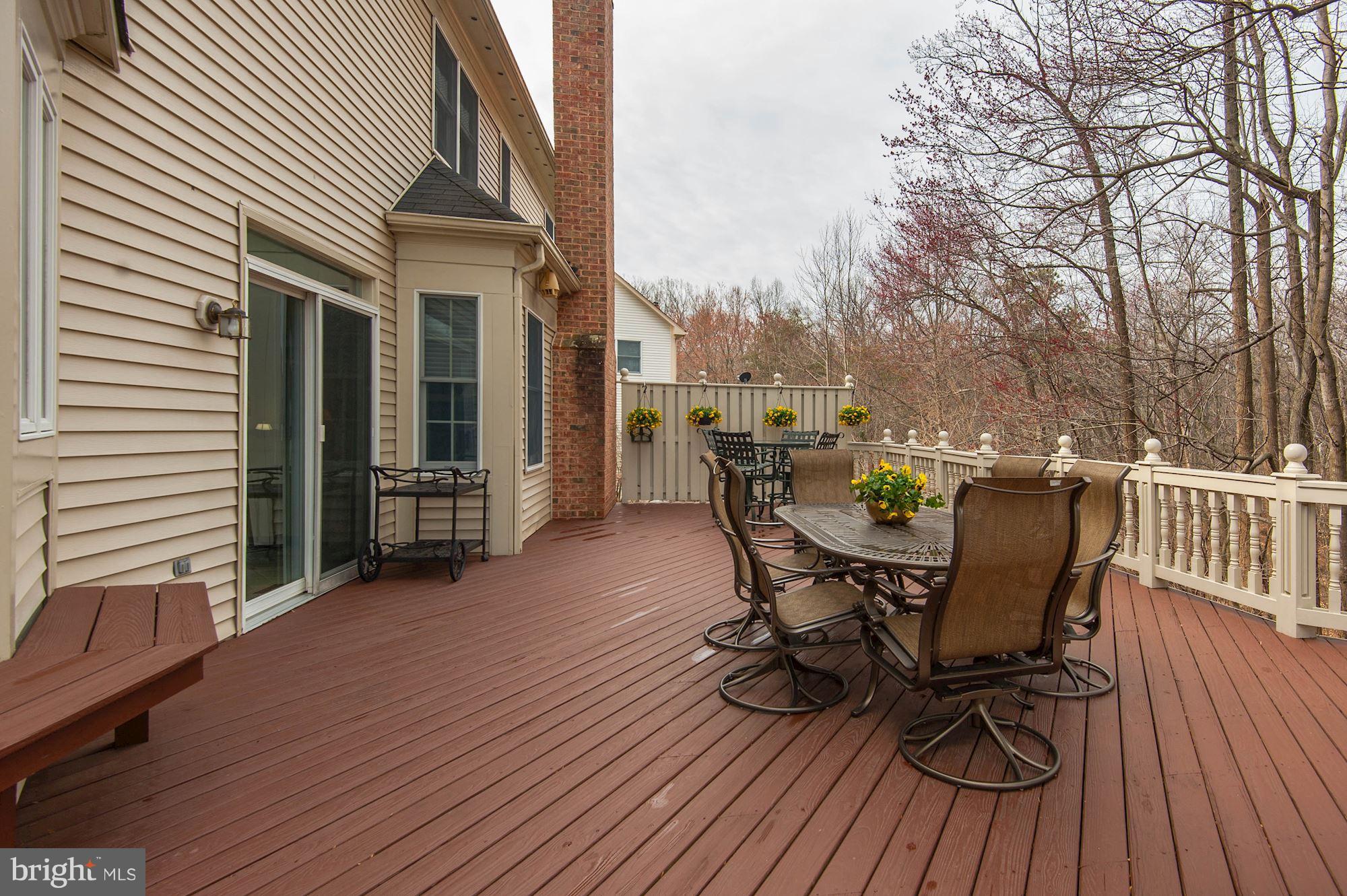 WOODLAND LAKE - Residential