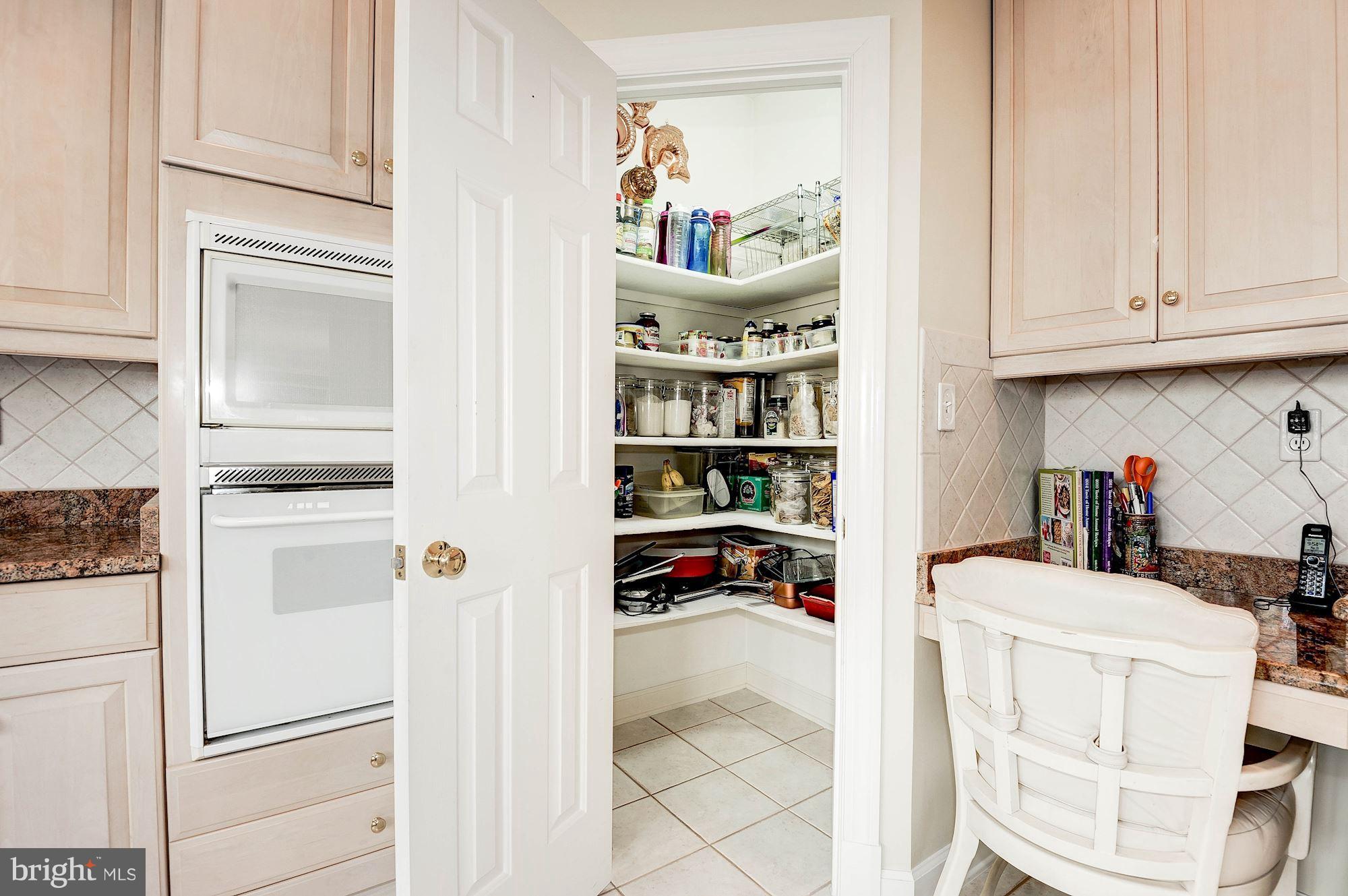 WOODLAND LAKE - Residential