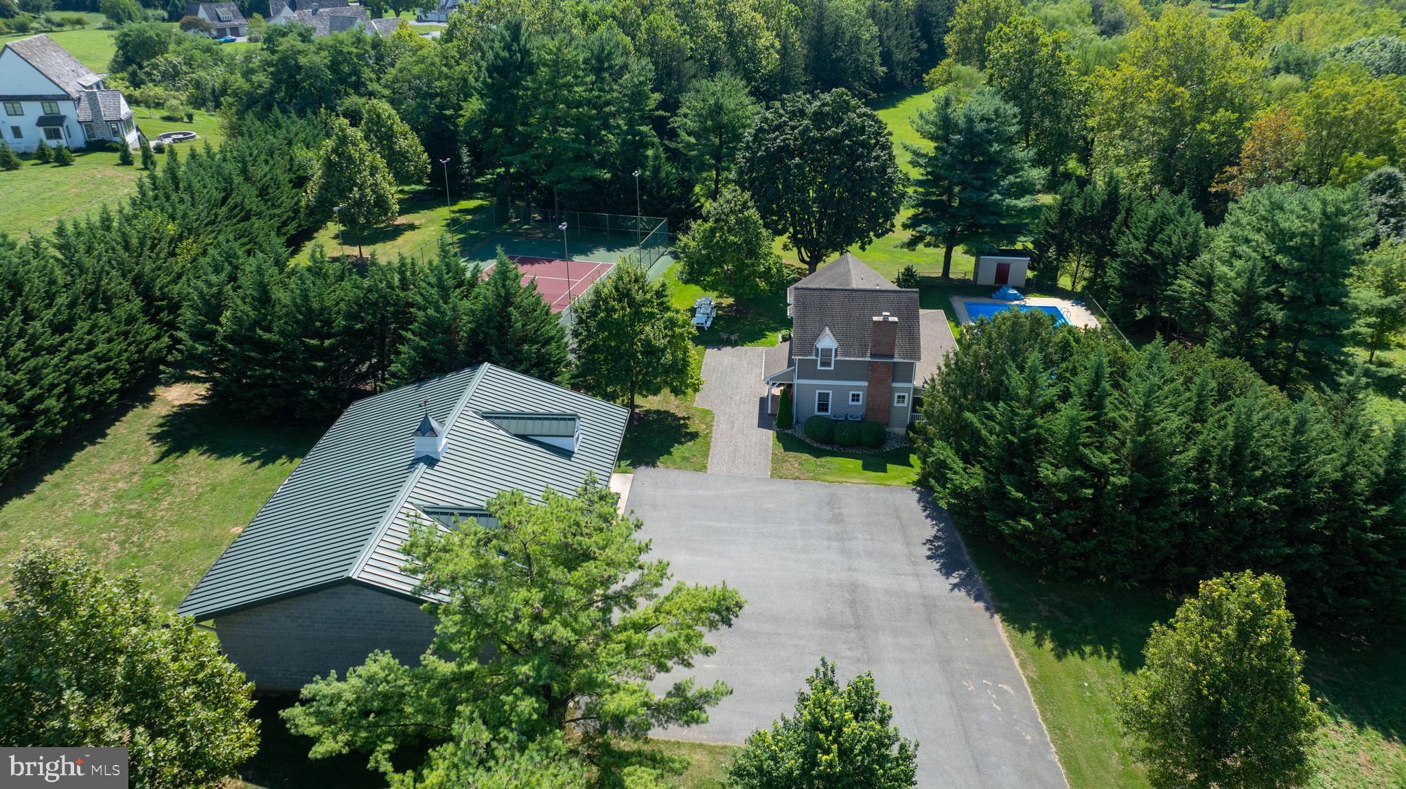 FARM ON QUARRY ROAD - Farm