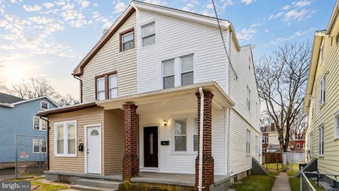 Townhouse For Rent - 209 Woodlawn Avenue<br/> HAMILTON, NJ 08609