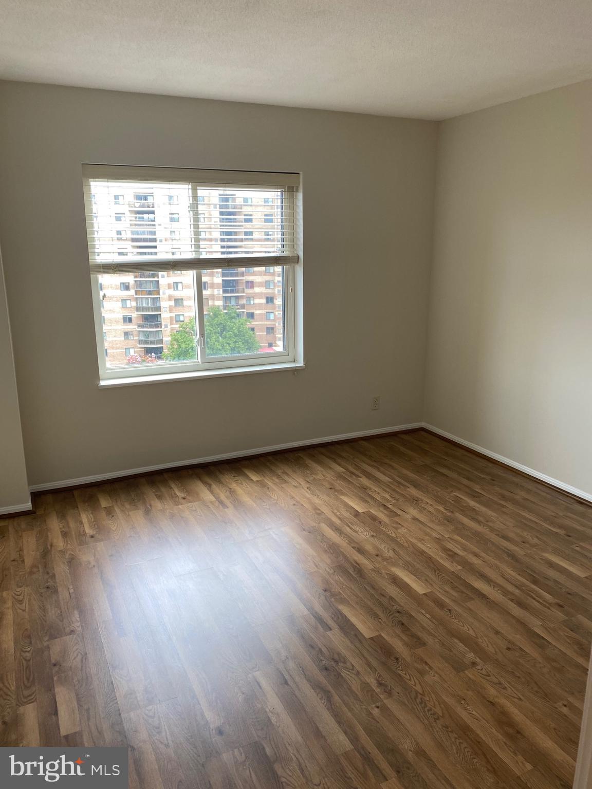 ROTONDA - Residential Lease