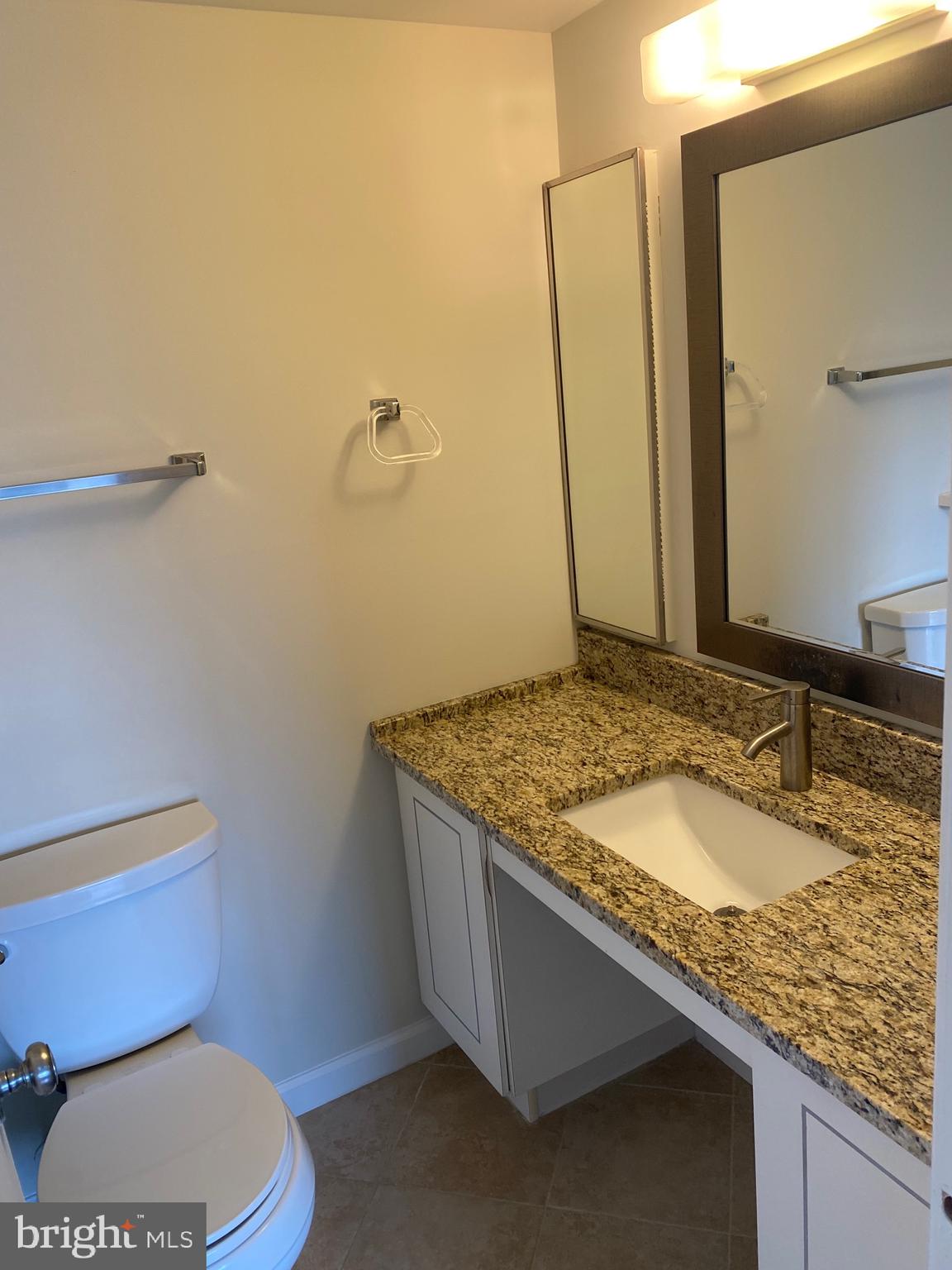 ROTONDA - Residential Lease