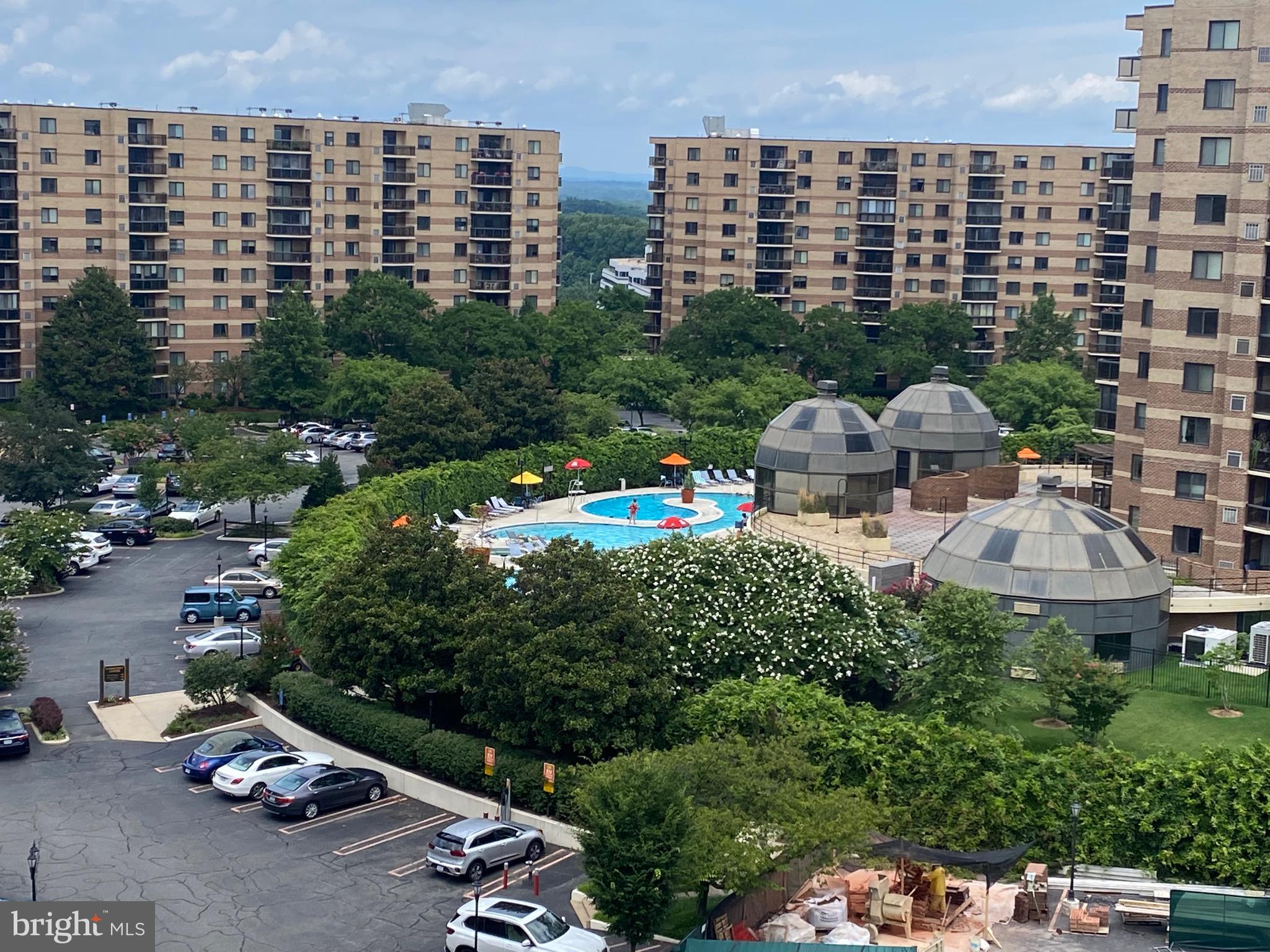 ROTONDA - Residential Lease