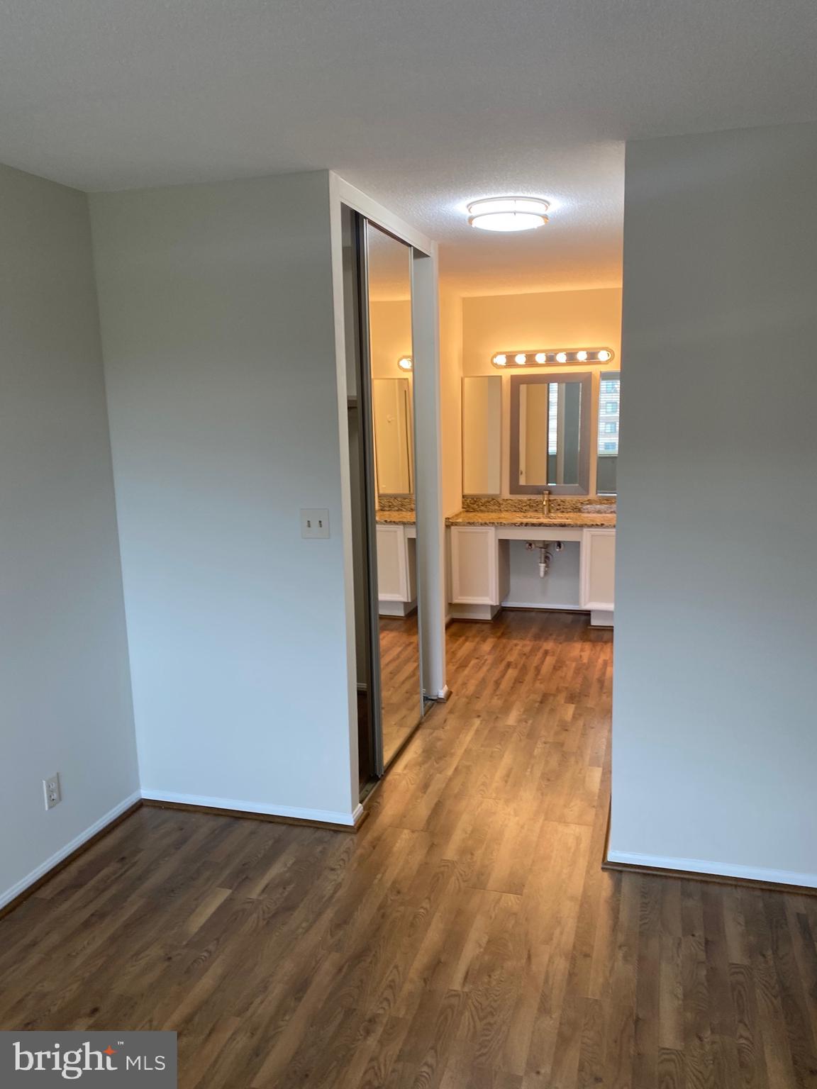 ROTONDA - Residential Lease