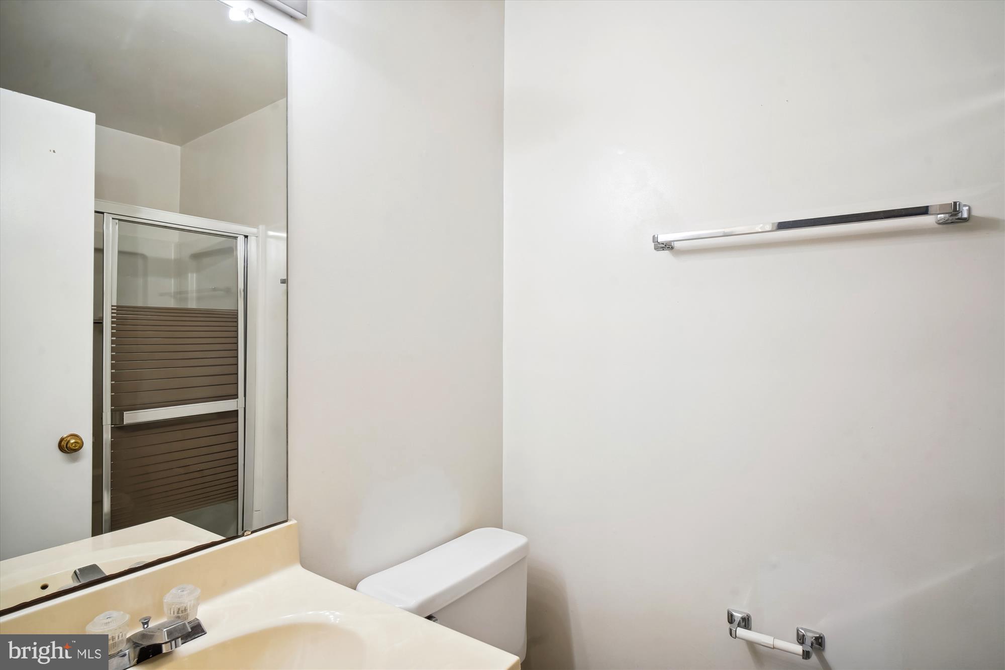 OLNEY SQUARE - Residential Lease