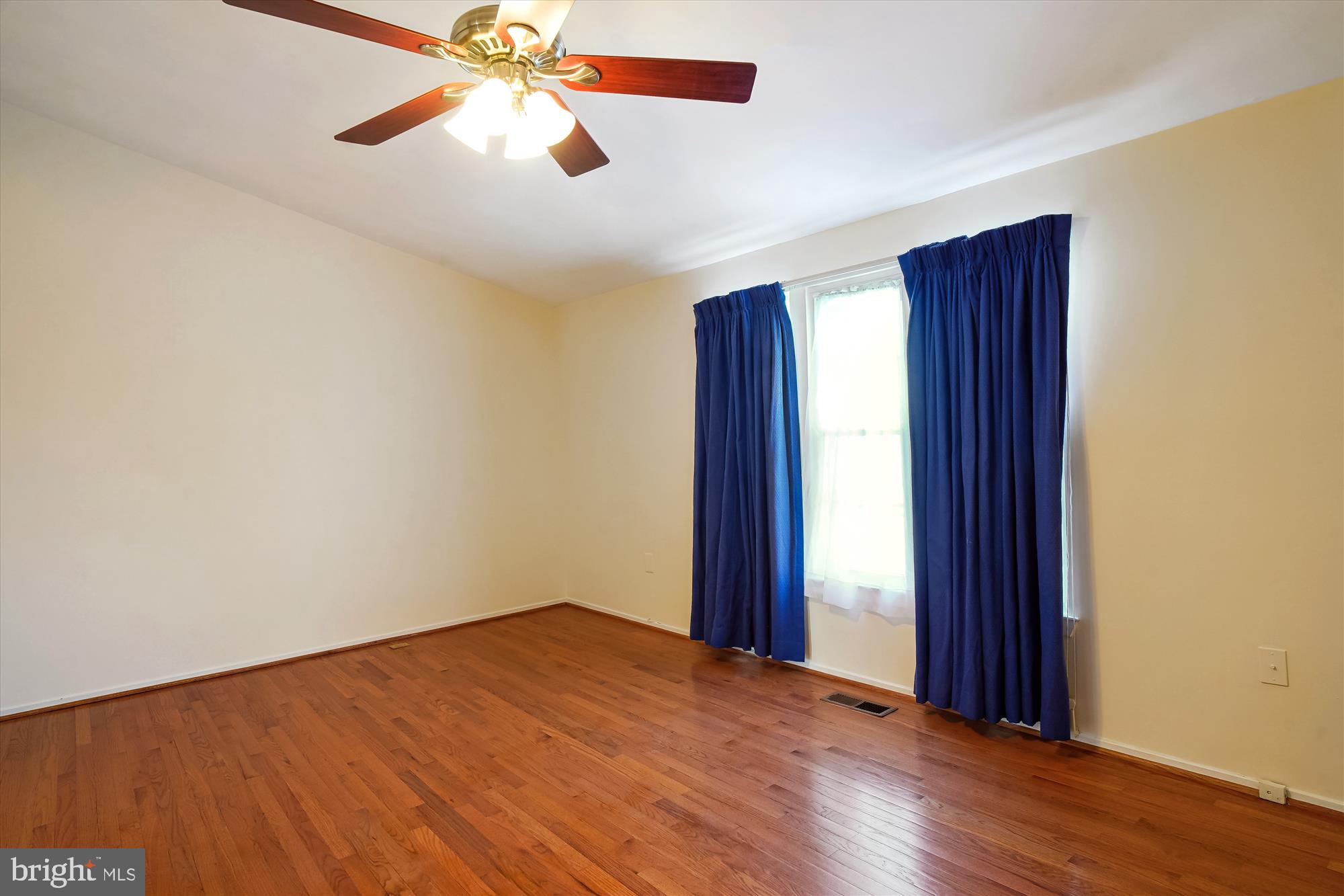 OLNEY SQUARE - Residential Lease