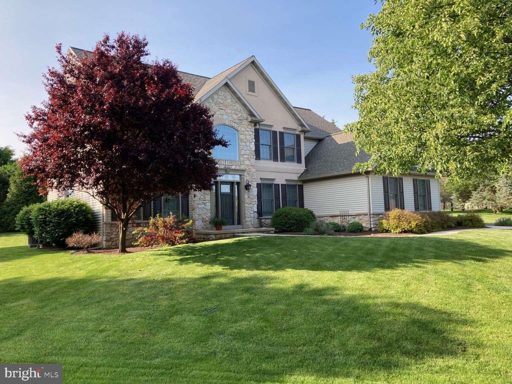 Photo of 5 CHUKAR CT, LANCASTER, PA 17602 (MLS # PALA2035116)