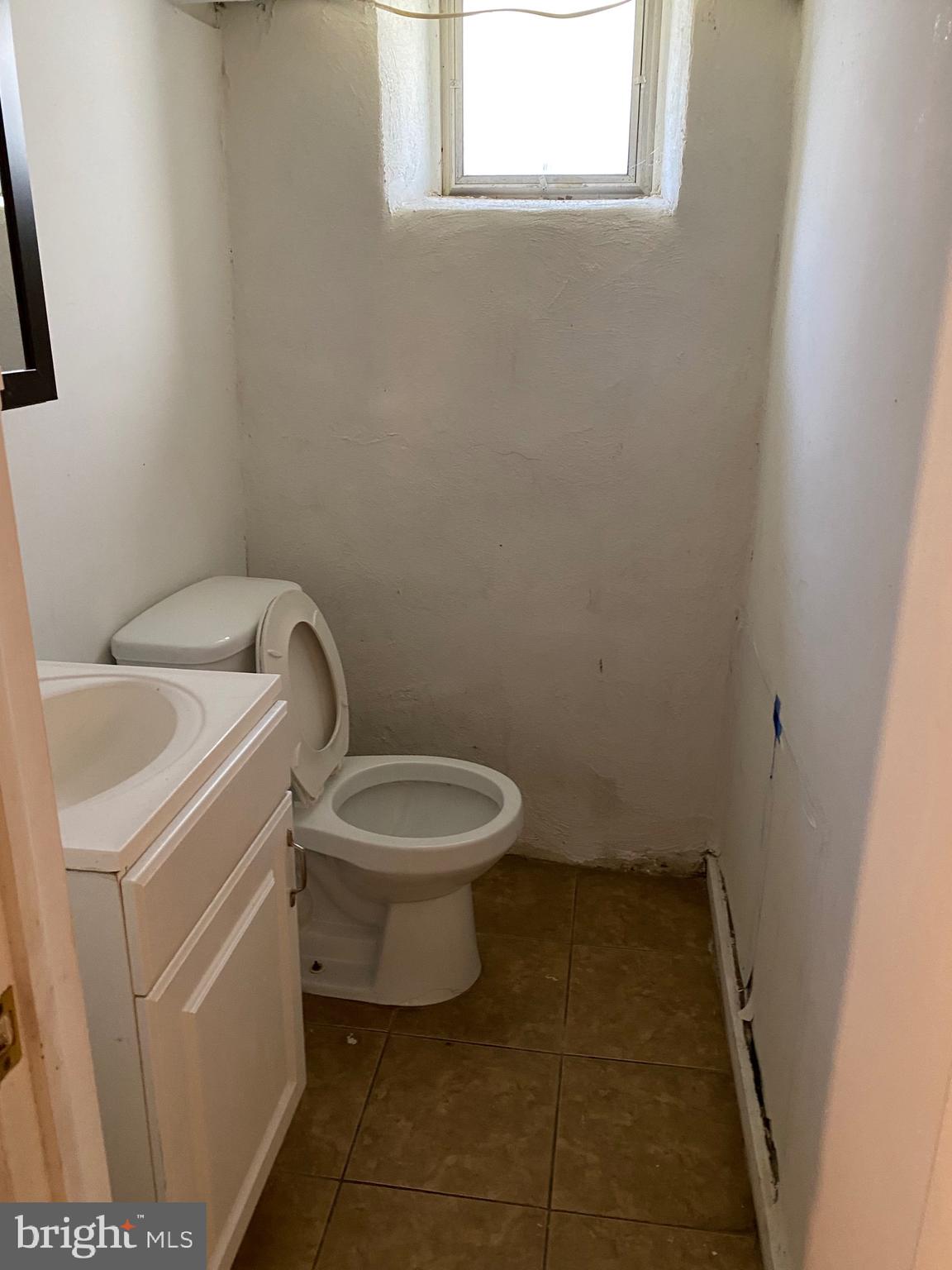 RHAWNHURST - Residential Lease