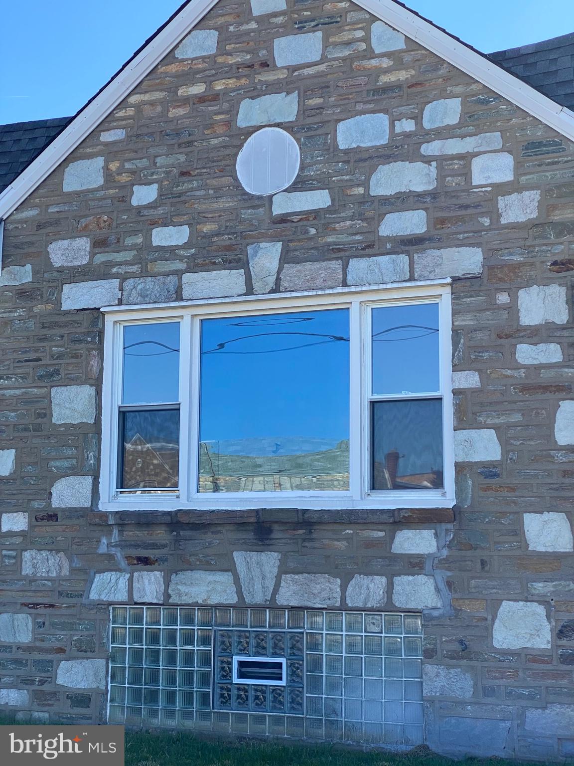 RHAWNHURST - Residential Lease