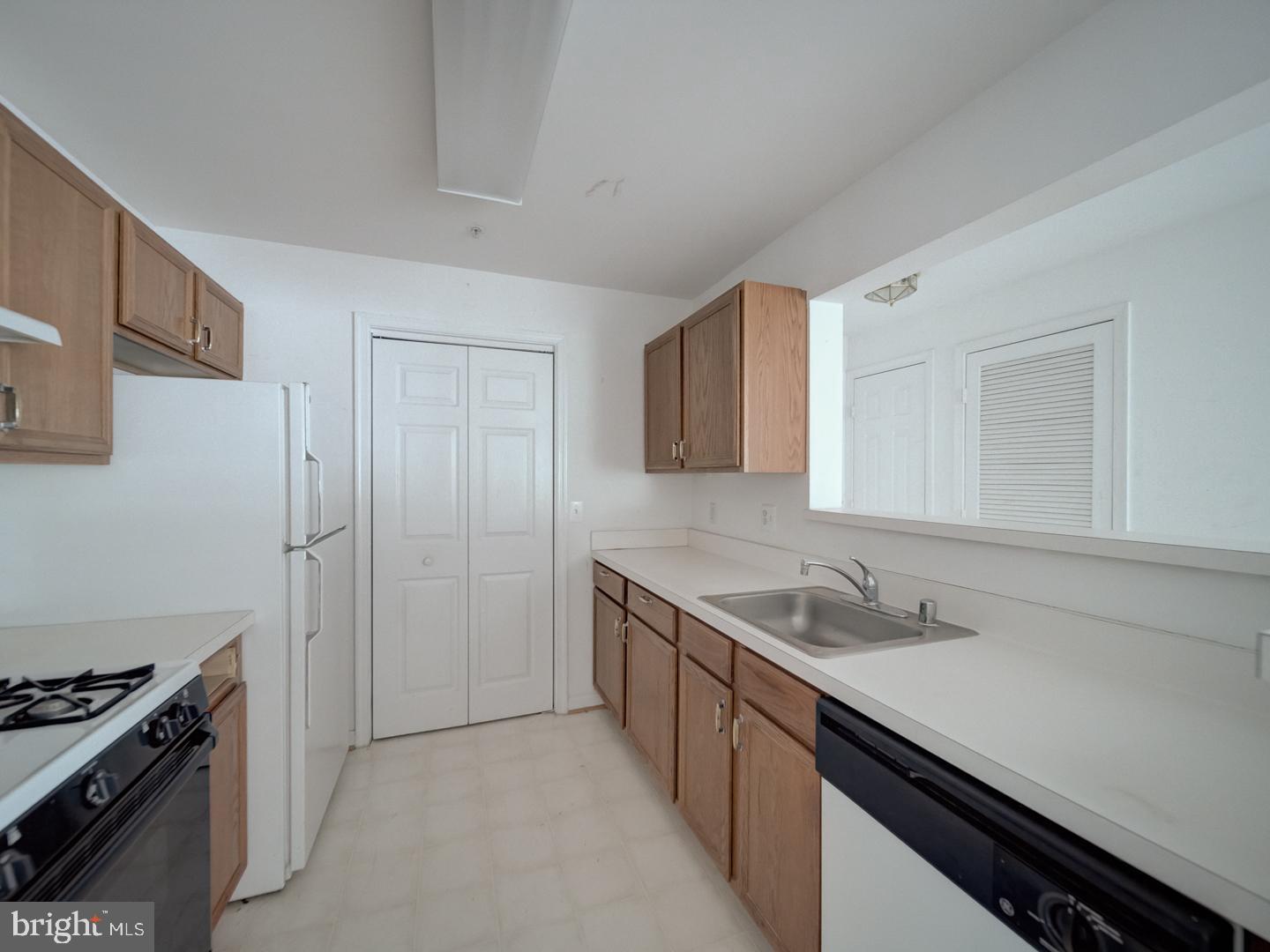 PROSPECT COVE AT LAKESID - Residential