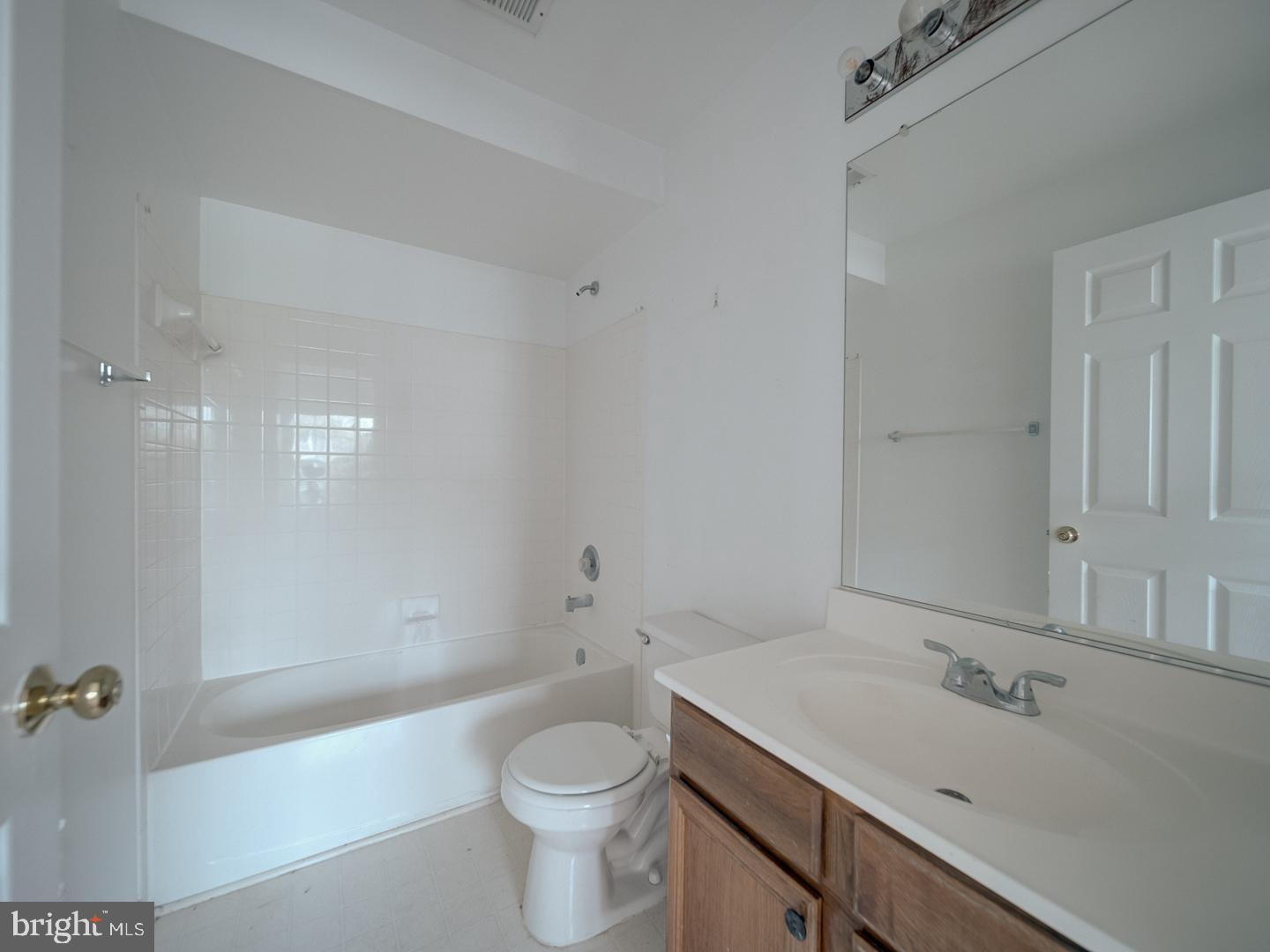 PROSPECT COVE AT LAKESID - Residential