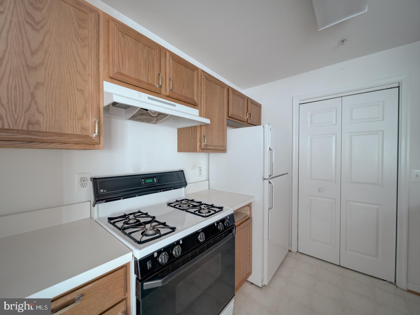 PROSPECT COVE AT LAKESID - Residential