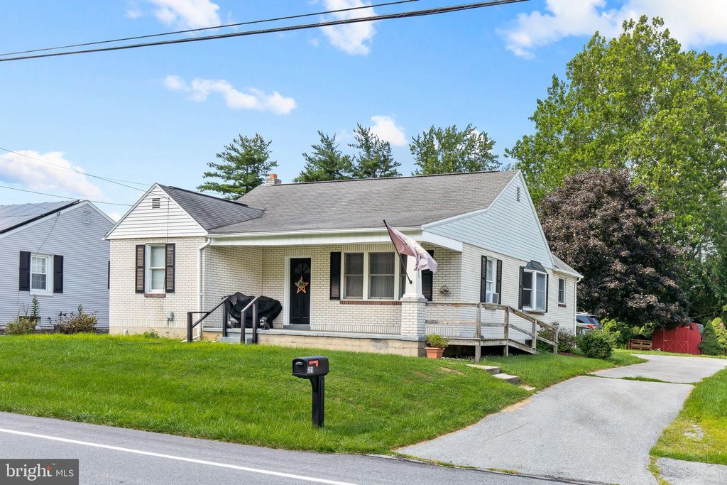 Photo of 723 Turnpike Road, Elizabethtown, PA 17022 (MLS # PALA2043860)