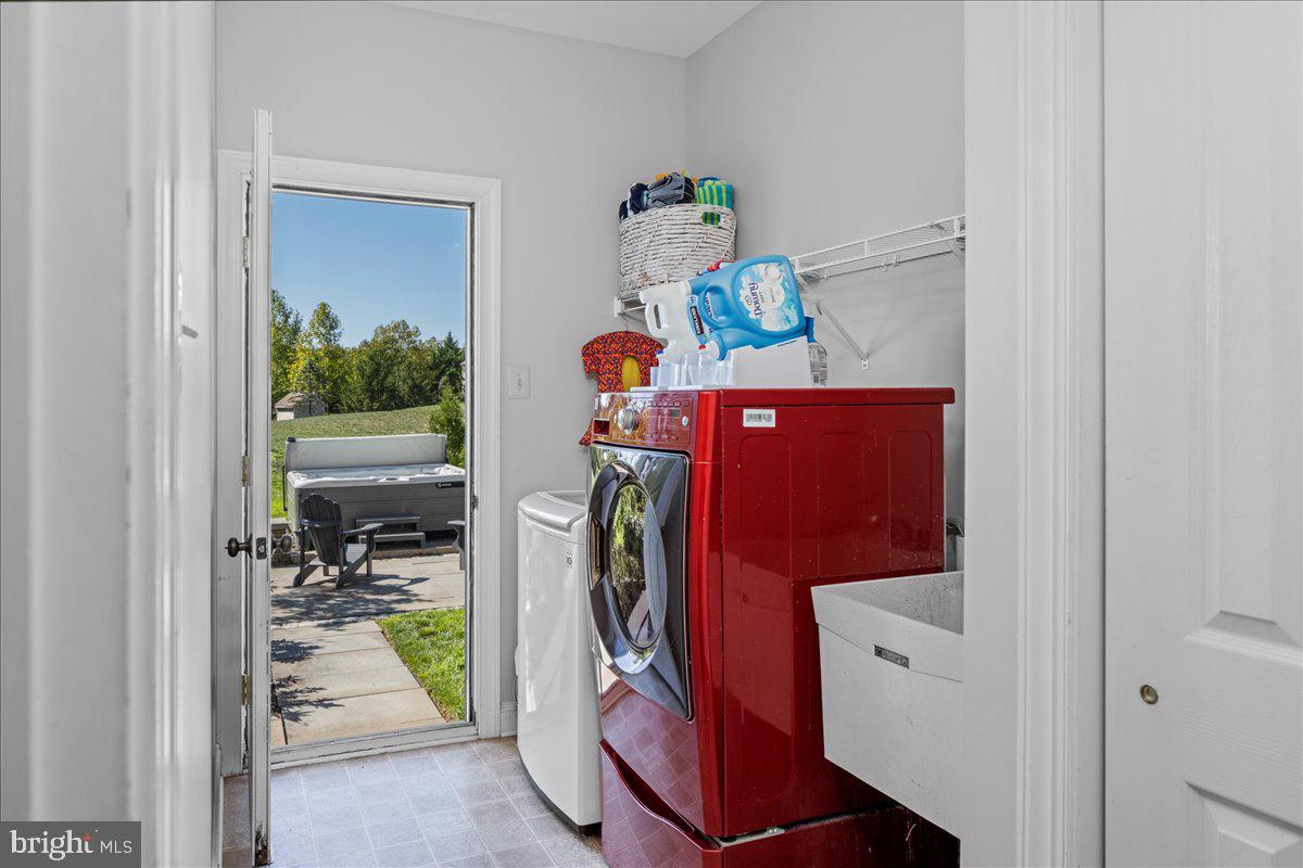 RIDINGS OF WARWICK - Residential