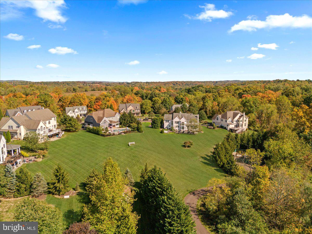 RIDINGS OF WARWICK - Residential