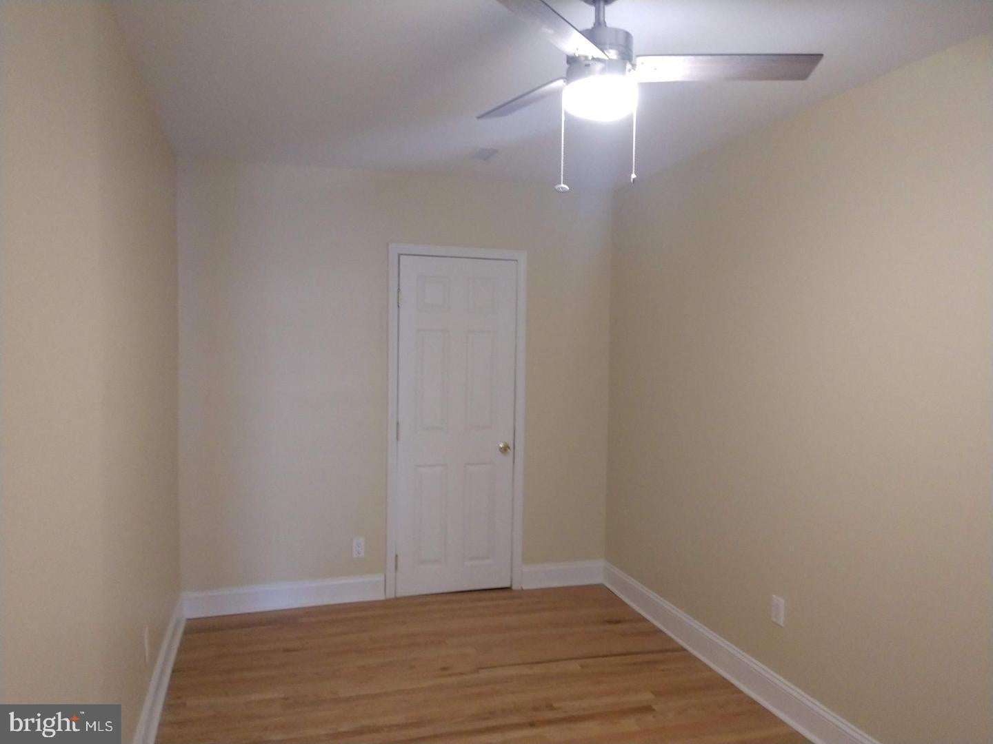 5224 W COLUMBIA AVENUE 1 - 1ST FLOOR