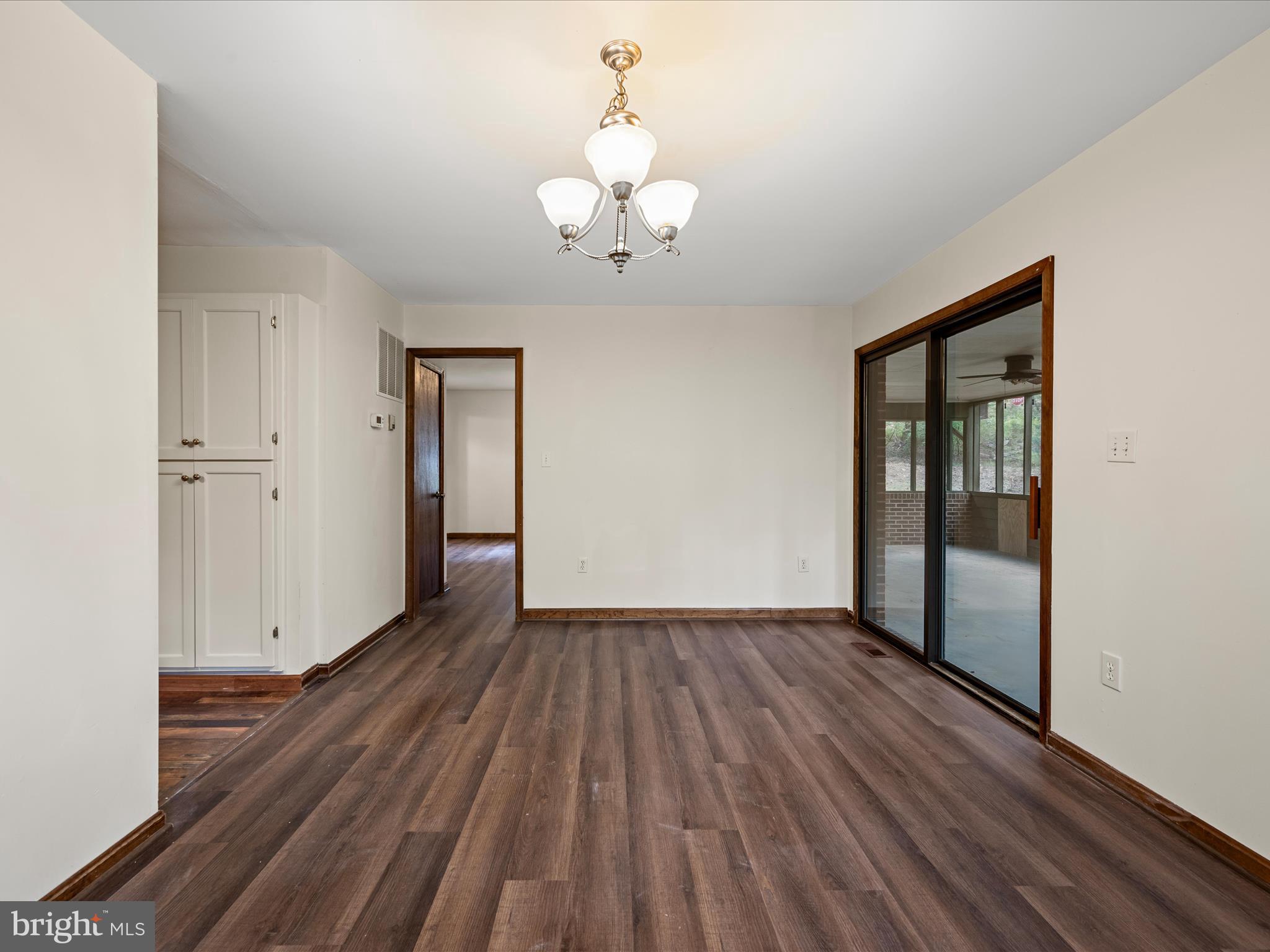 SHANNONDALE - Residential