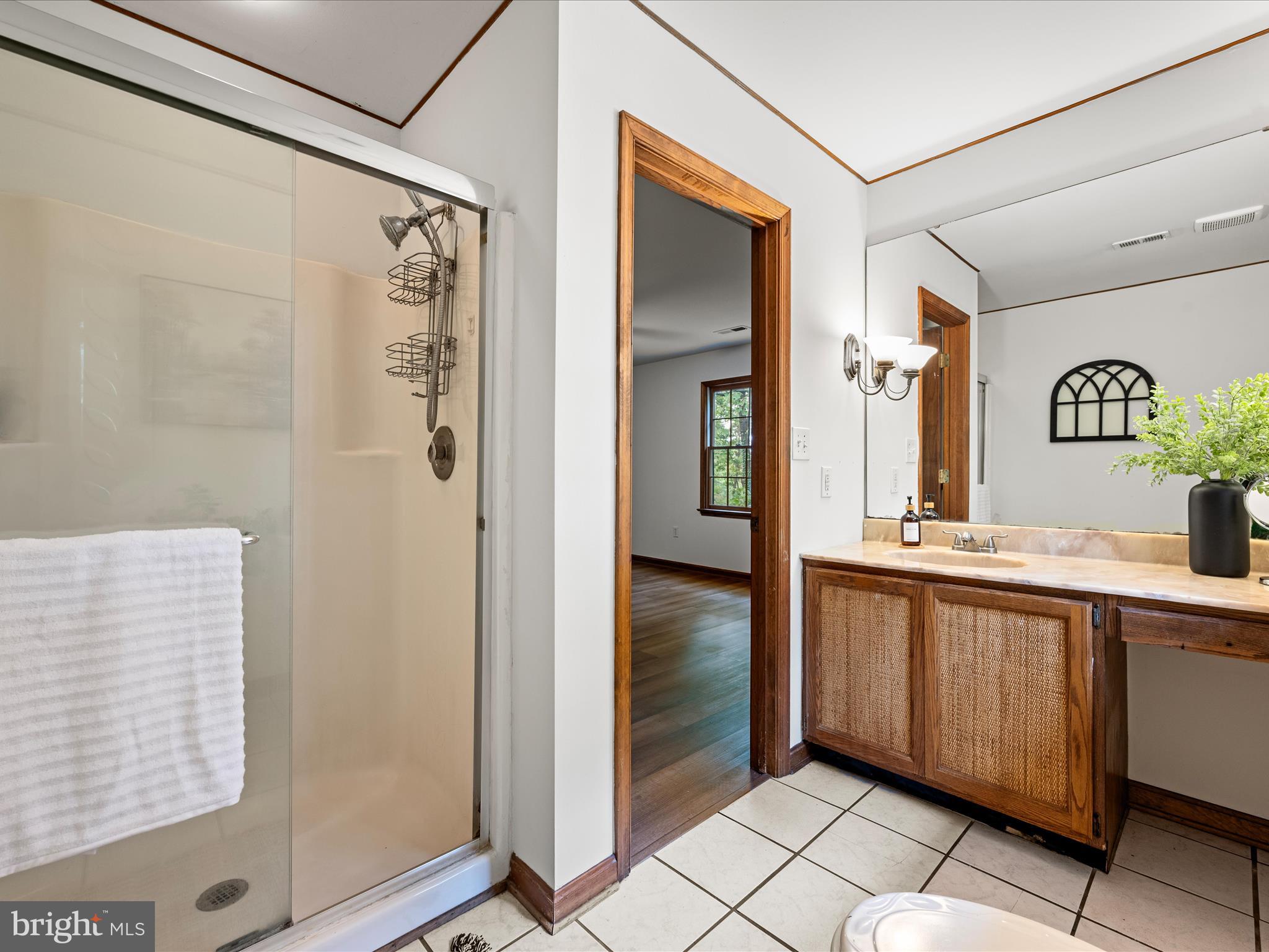 SHANNONDALE - Residential