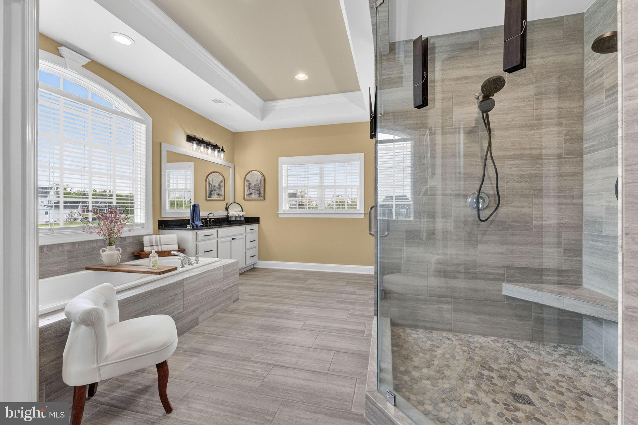 LOVETTSVILLE - Residential